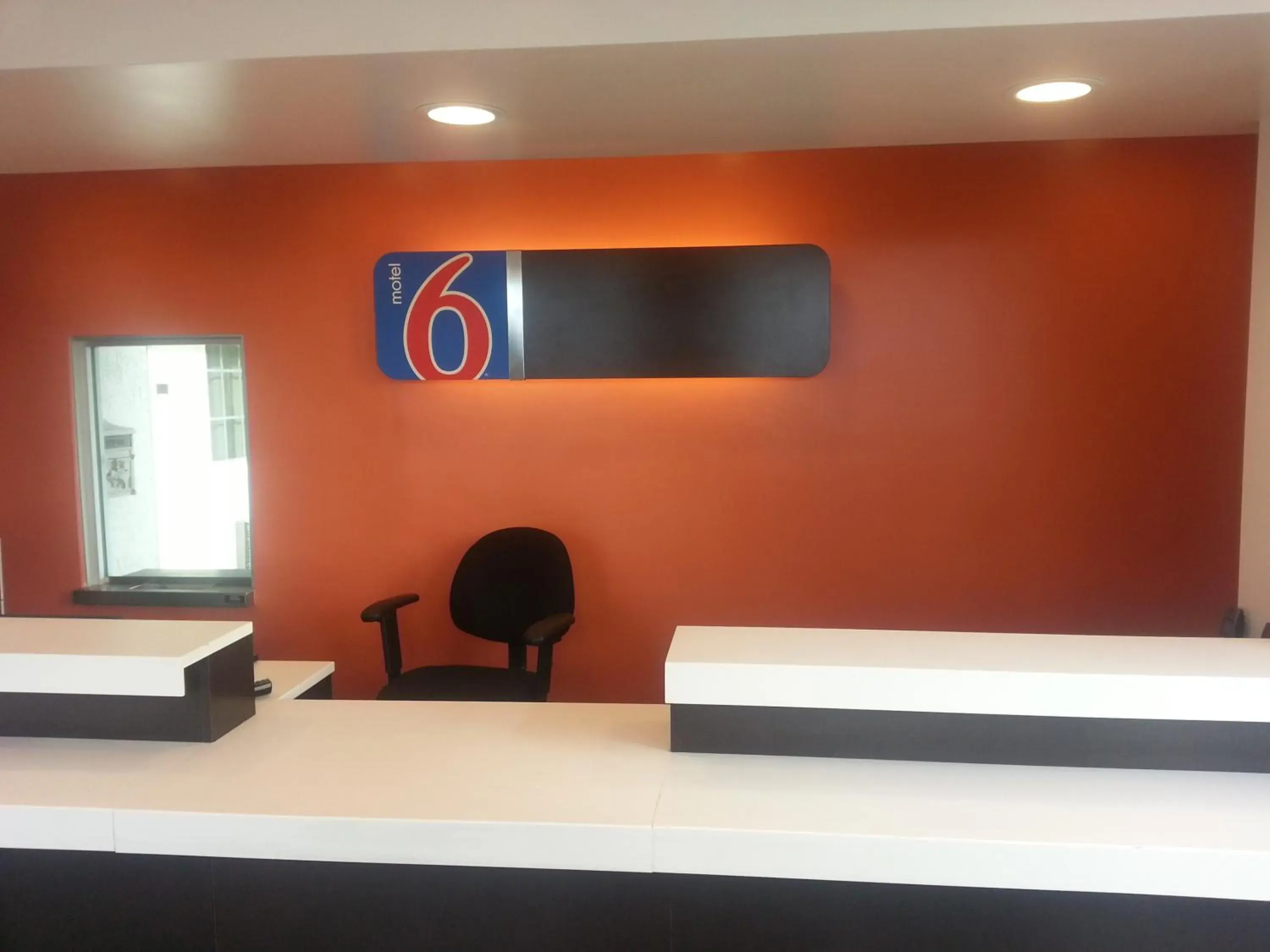 Motel 6 Bell Gardens, CA - Los Angeles Motel 6 Bell Gardens, CA - Los Angeles