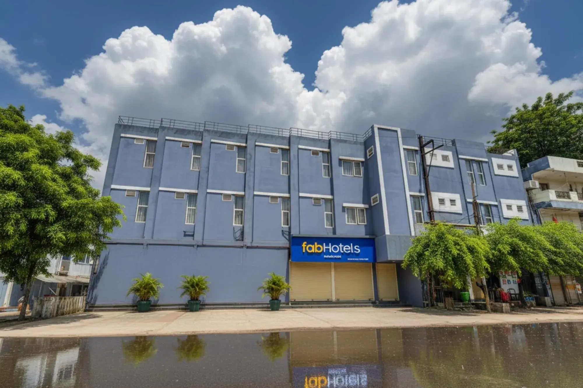 Property building in FabHotel Day2Day Property building in FabHotel Day2Day