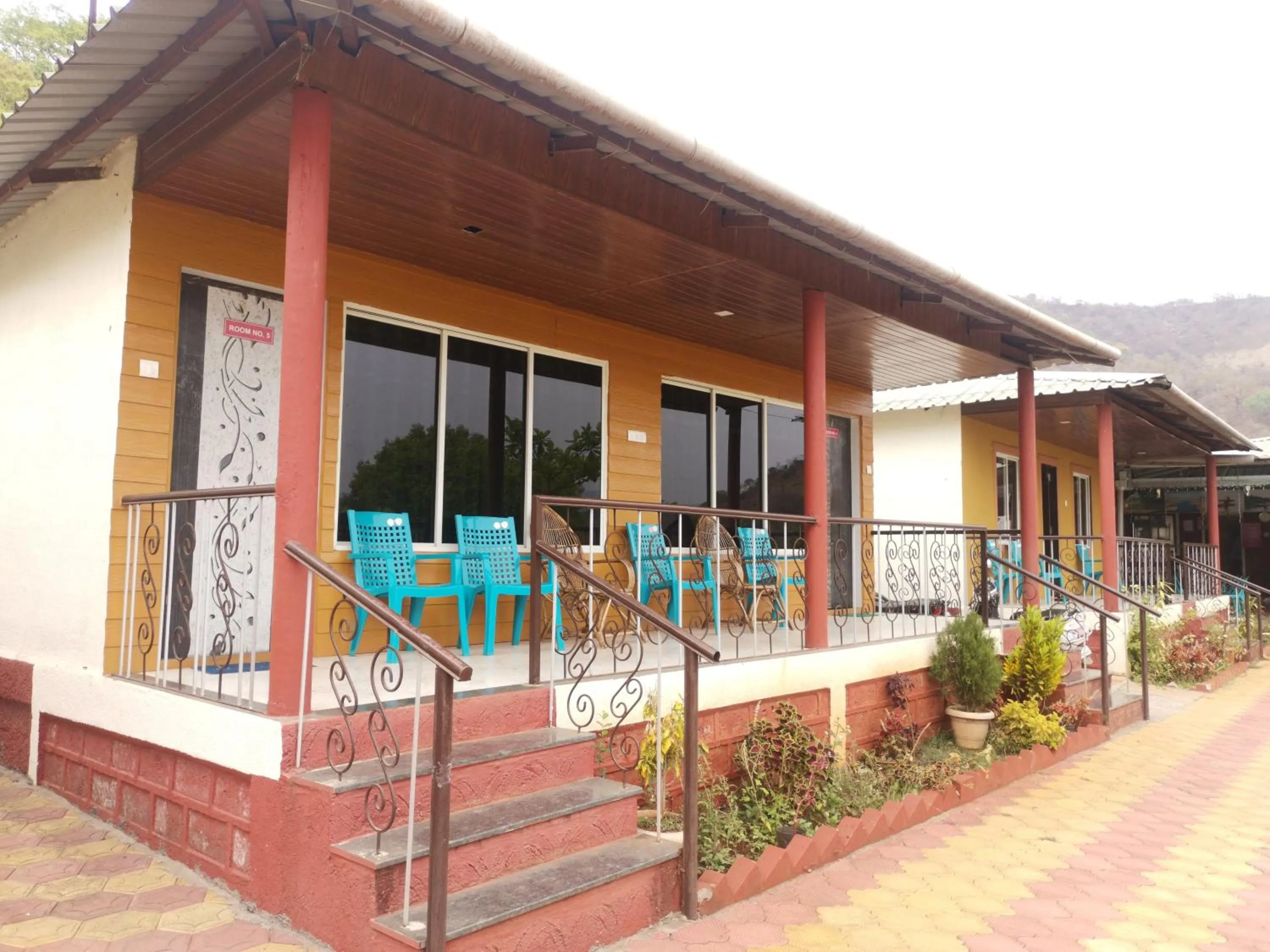 Patio in Shivshrushti Agro Tourism & River Camp Tapola