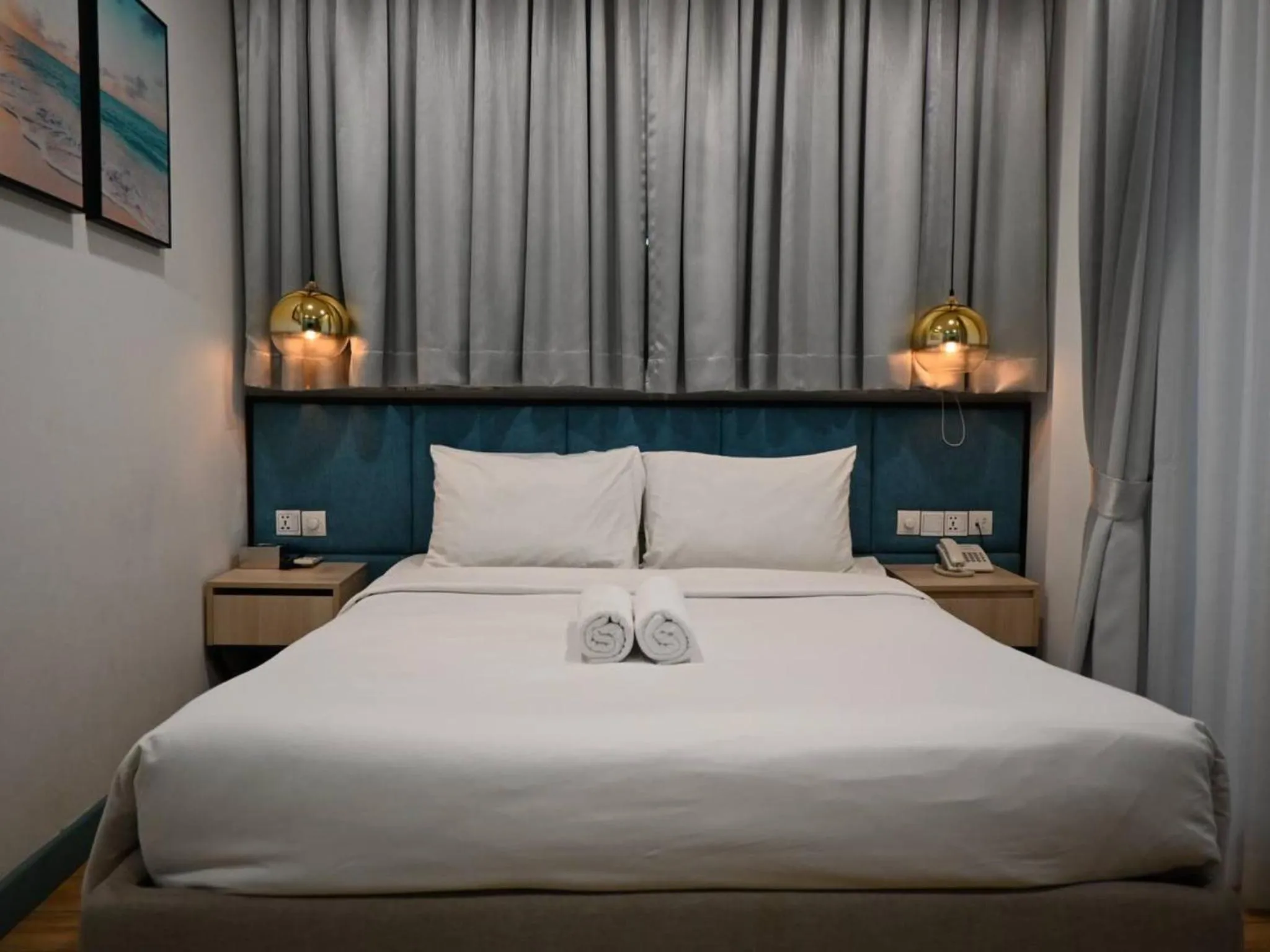 Bedroom, Bed in Helen Fin Inn & Apartment