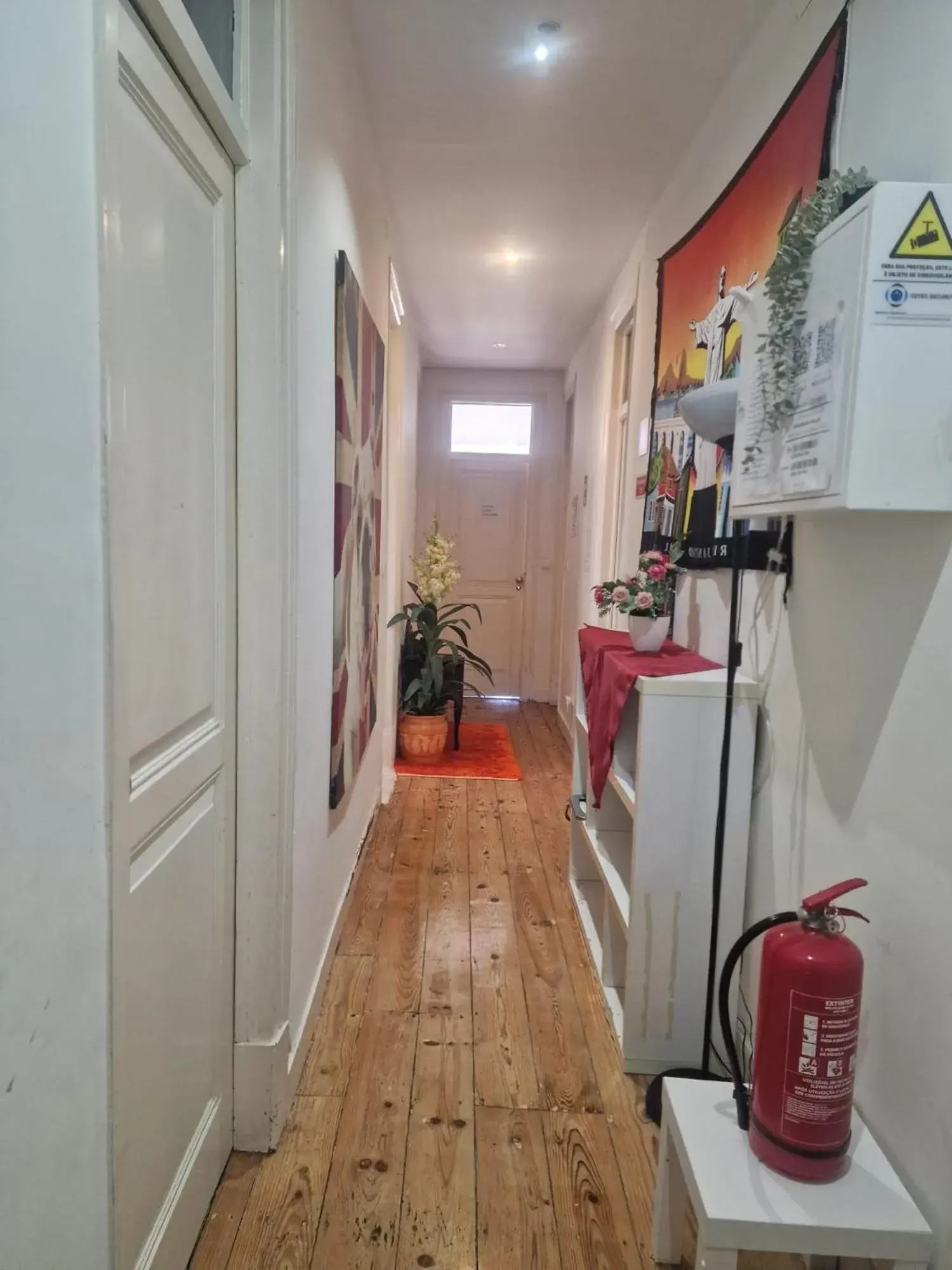 Twin Room in D&N Hospedagem Lisboa Twin Room in D&N Hospedagem Lisboa