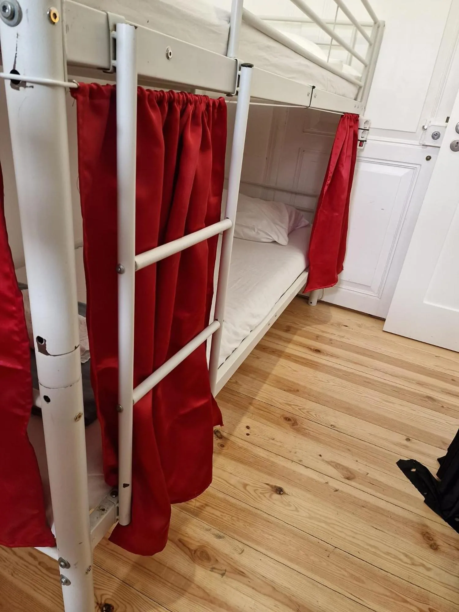 Bed in D&N Hospedagem Lisboa