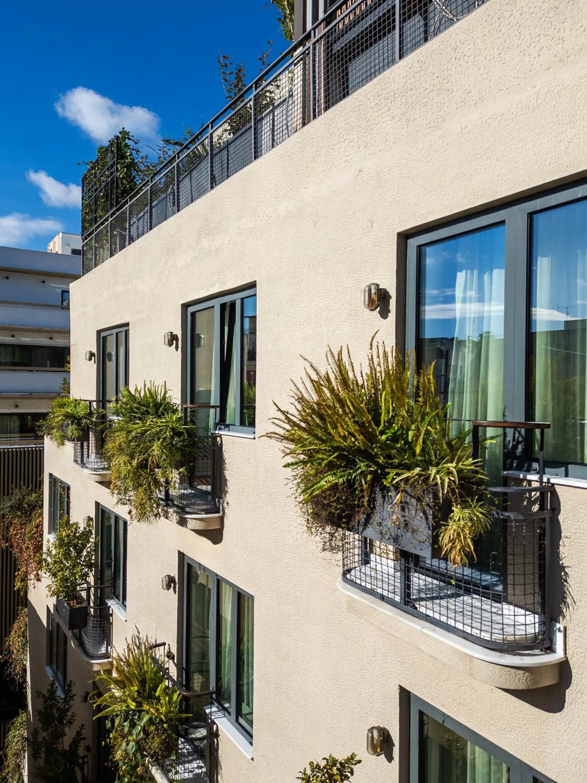 Property building in Gatsby Athens