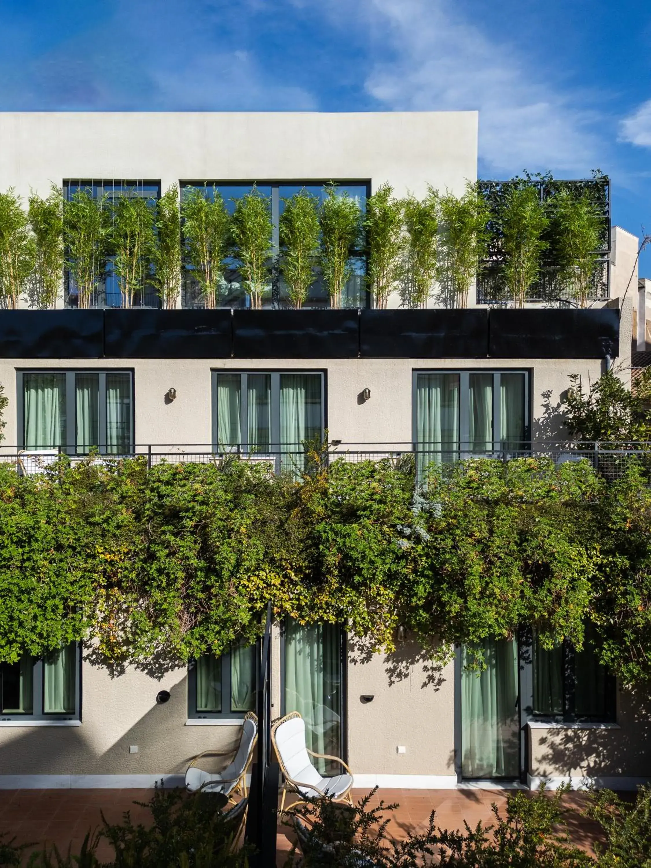 Property building in Gatsby Athens Property building in Gatsby Athens
