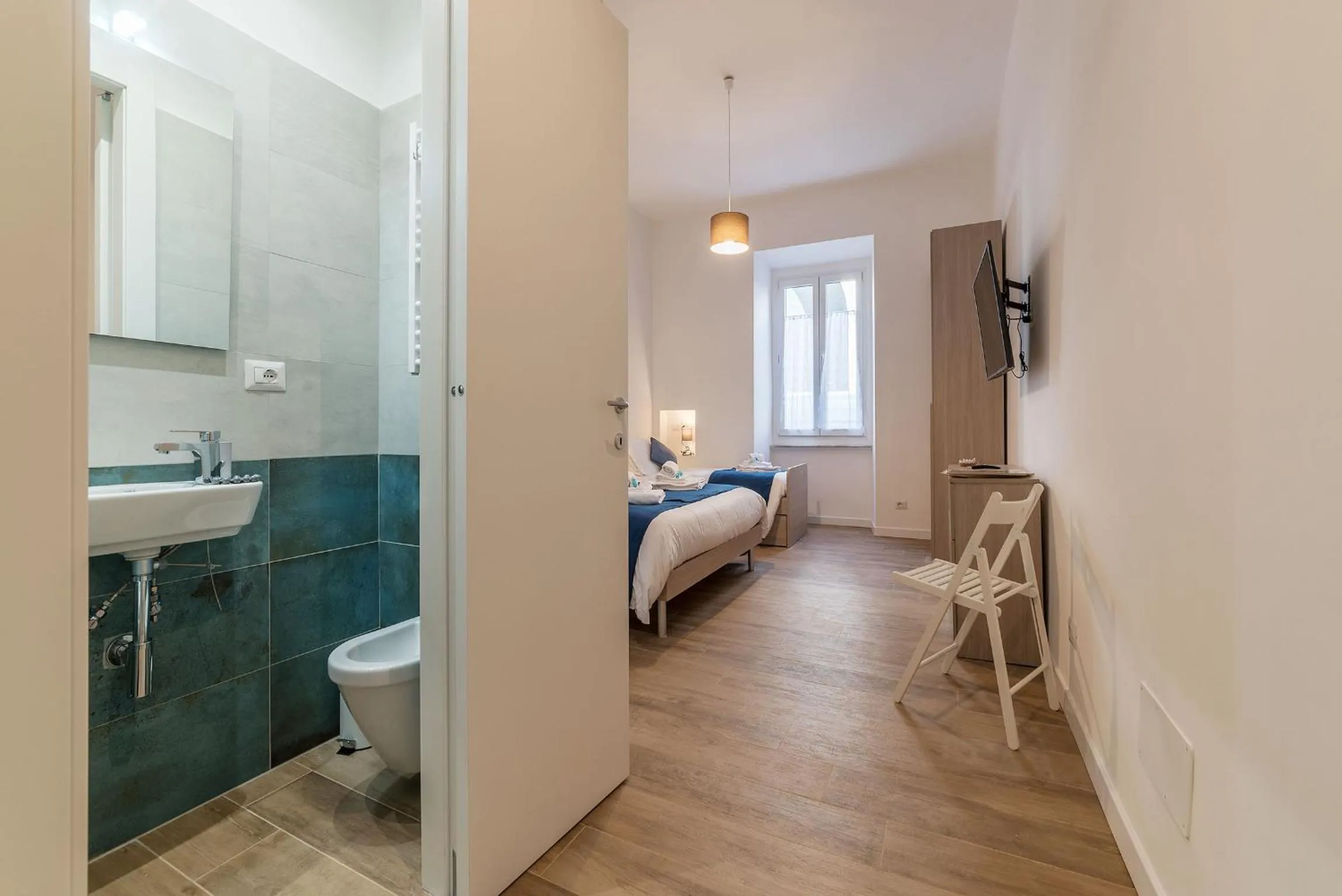 Toilet, Bed in Roman Station House