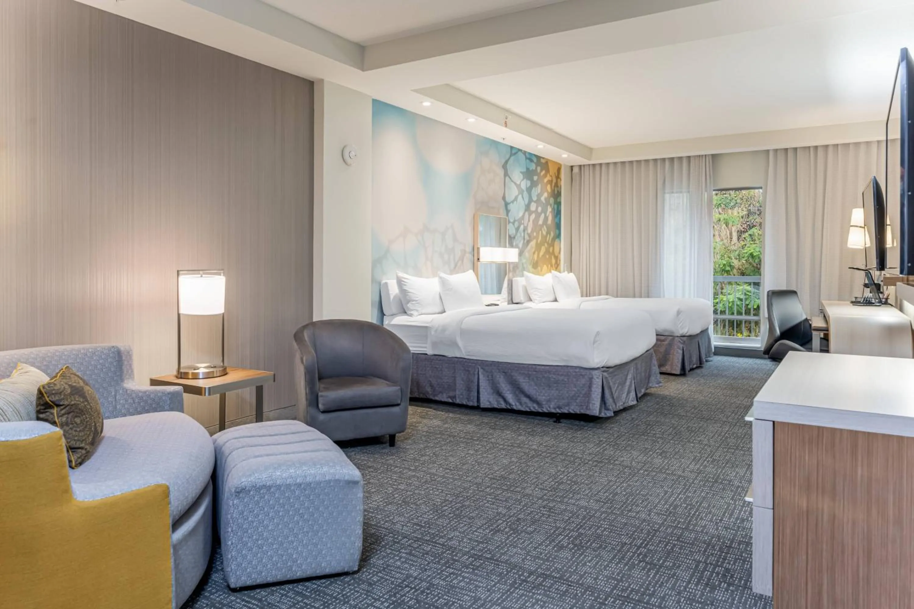 Bedroom, Bed in Courtyard Asheville Biltmore Village