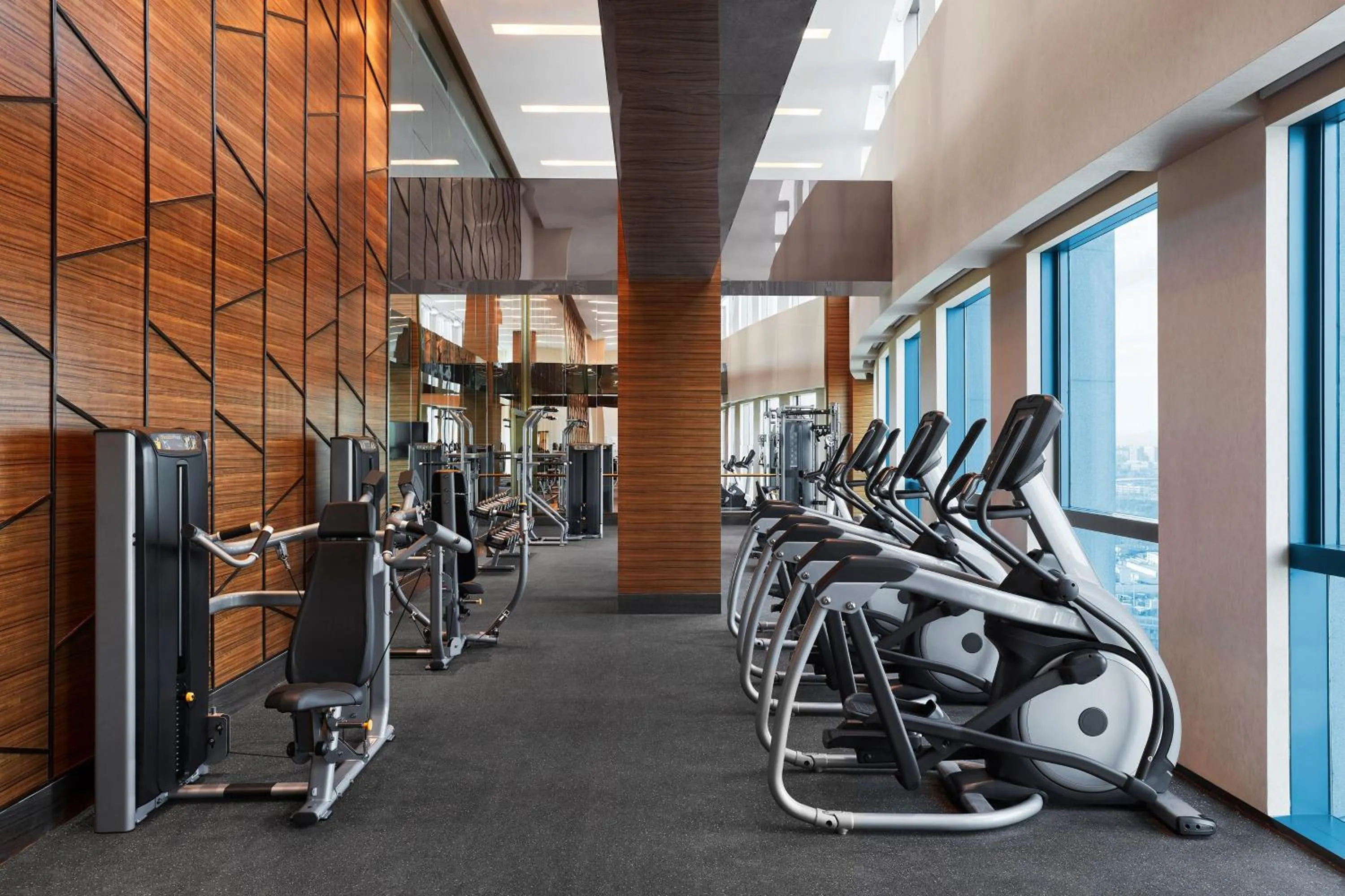 Fitness centre/facilities in Sheraton Beijing Lize Hotel