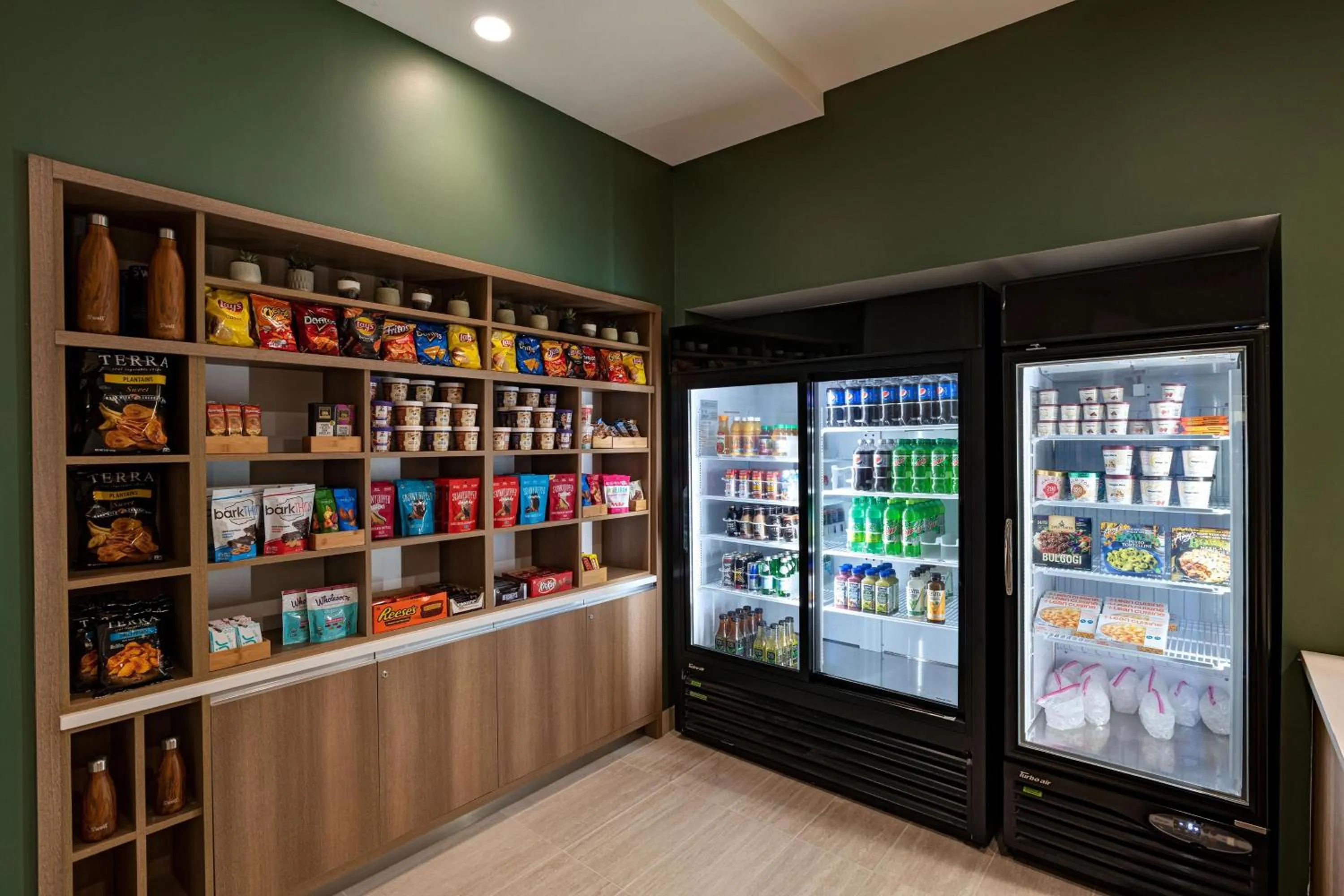 Restaurant/places to eat in Element Spring Valley