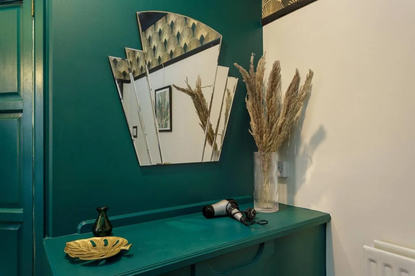Ferryman Studio Apartments