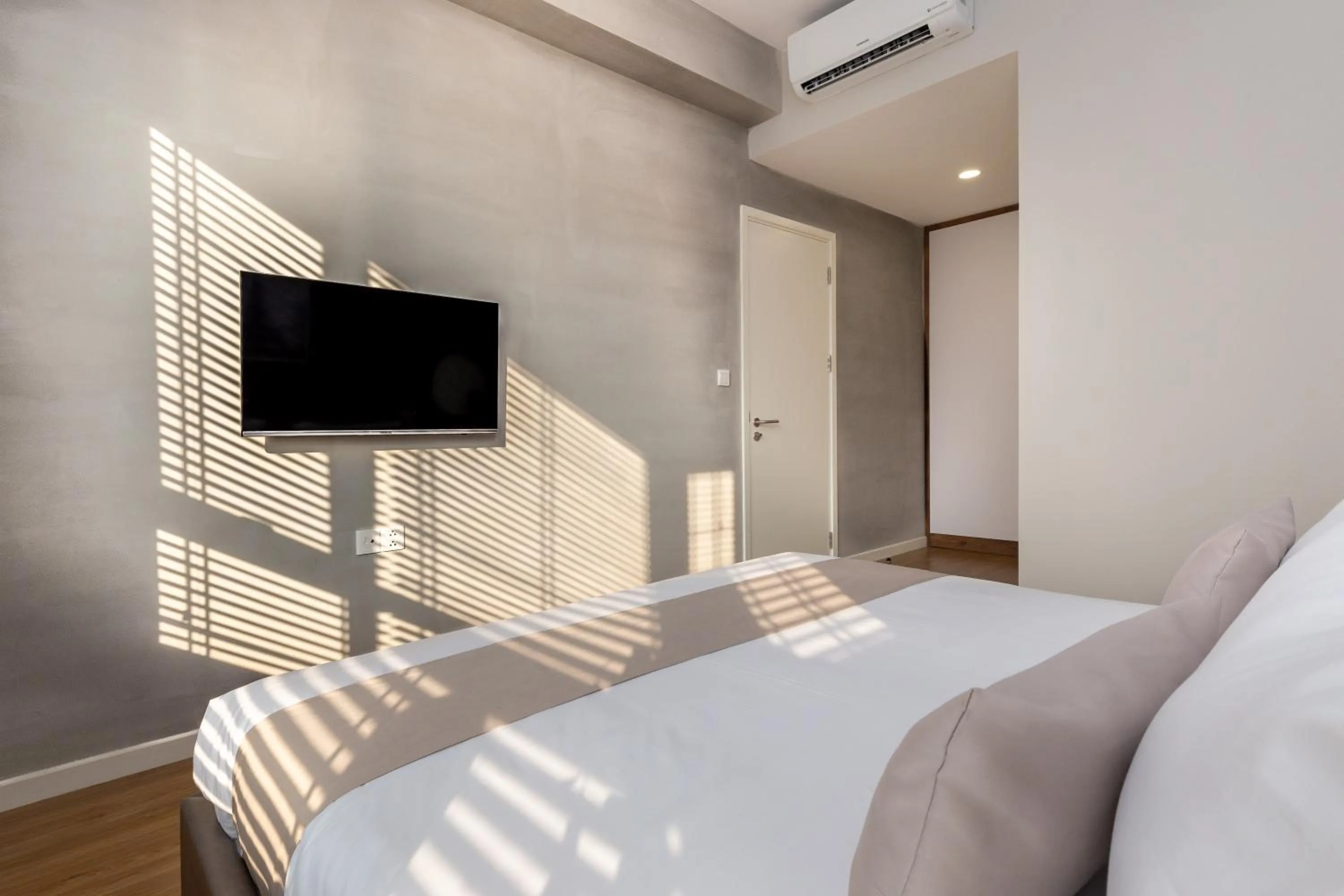 TV and multimedia, Bed in Blue Fingers Masteri An Phu