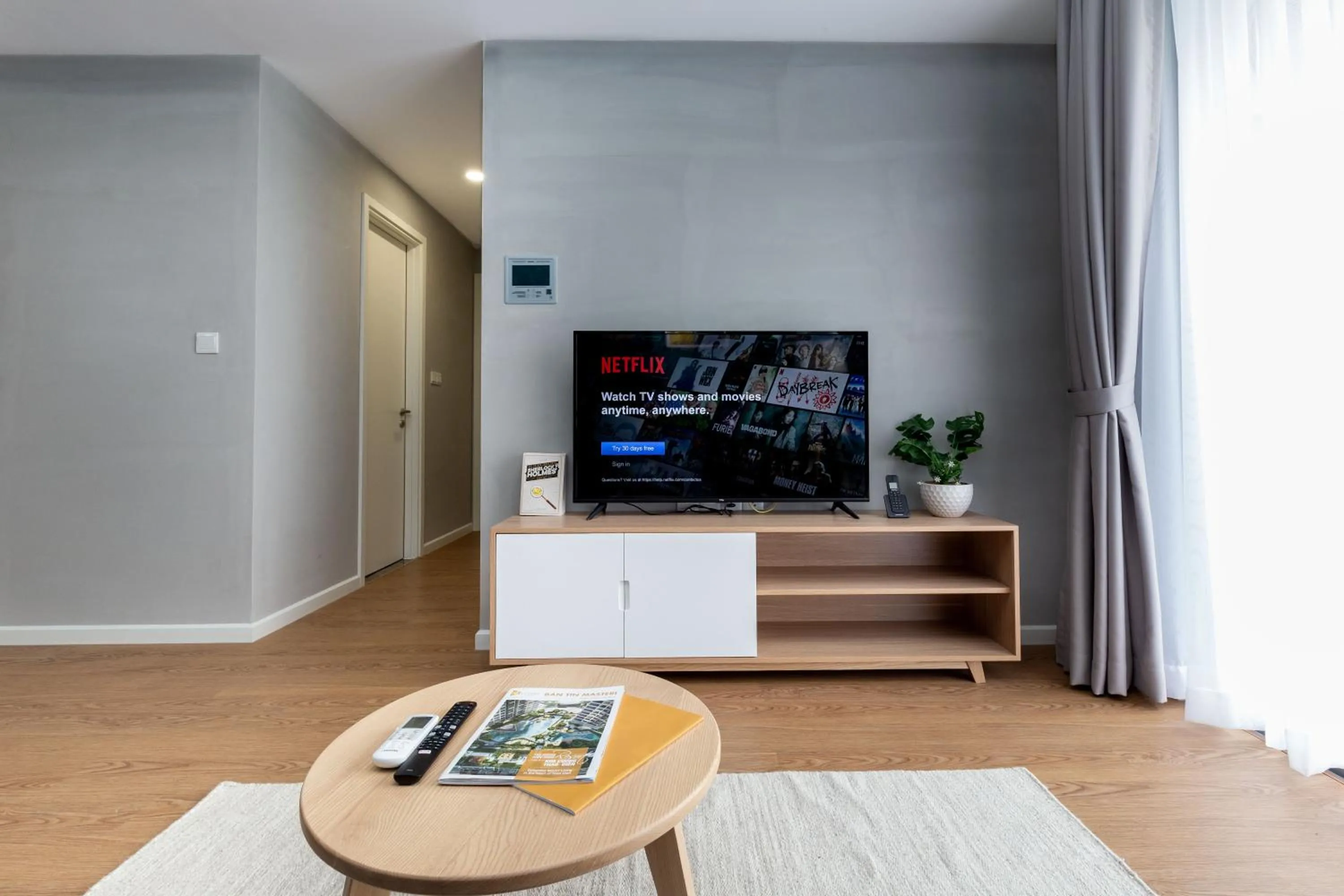 Communal lounge/ TV room in Blue Fingers Masteri An Phu