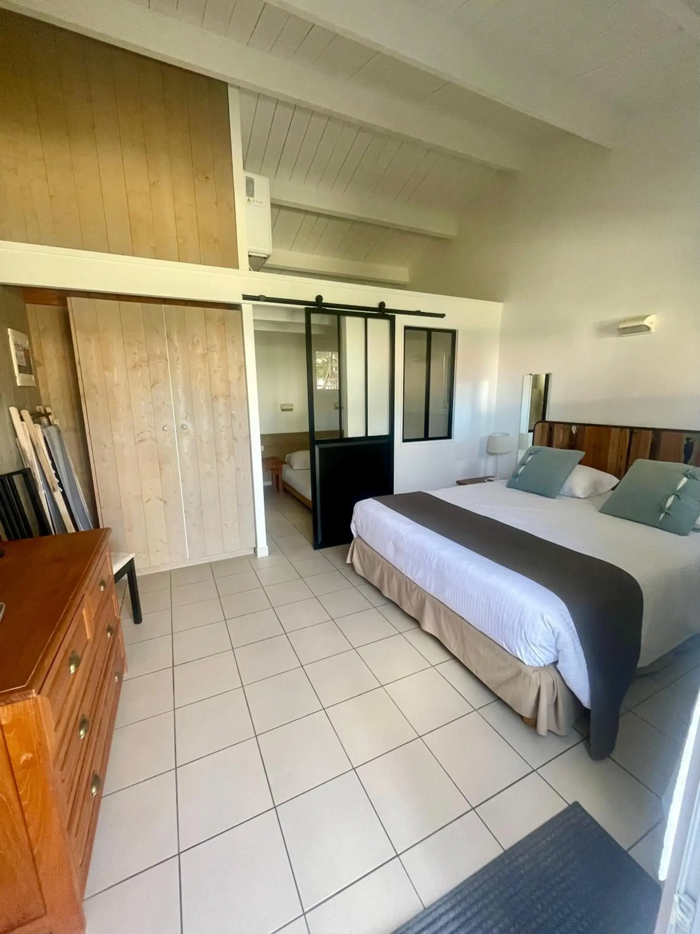 Family Room in La Villa - Hôtel Bien Être Family Room in La Villa - Hôtel Bien Être