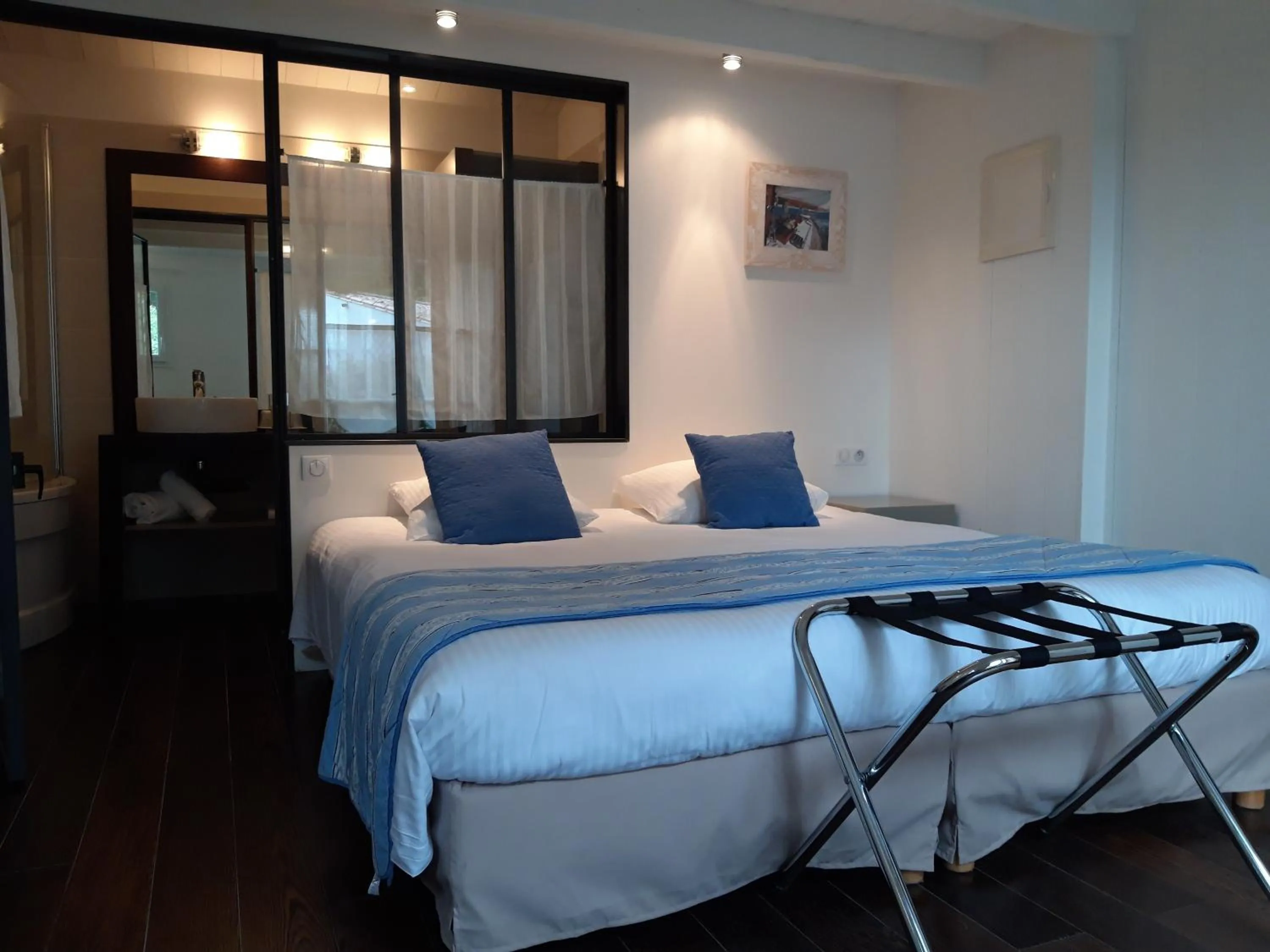 Bed in La Villa - Hôtel Bien Être