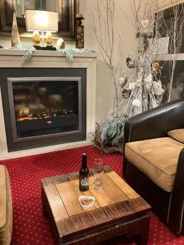 Living room in The Originals City, Hôtel du Faucigny, Cluses Ouest Living room in The Originals City, Hôtel du Faucigny, Cluses Ouest