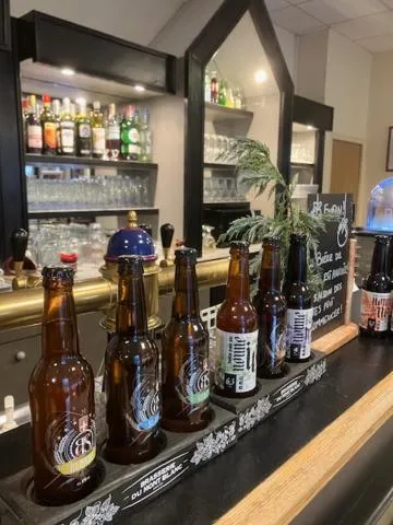 Lounge or bar in The Originals City, Hôtel du Faucigny, Cluses Ouest