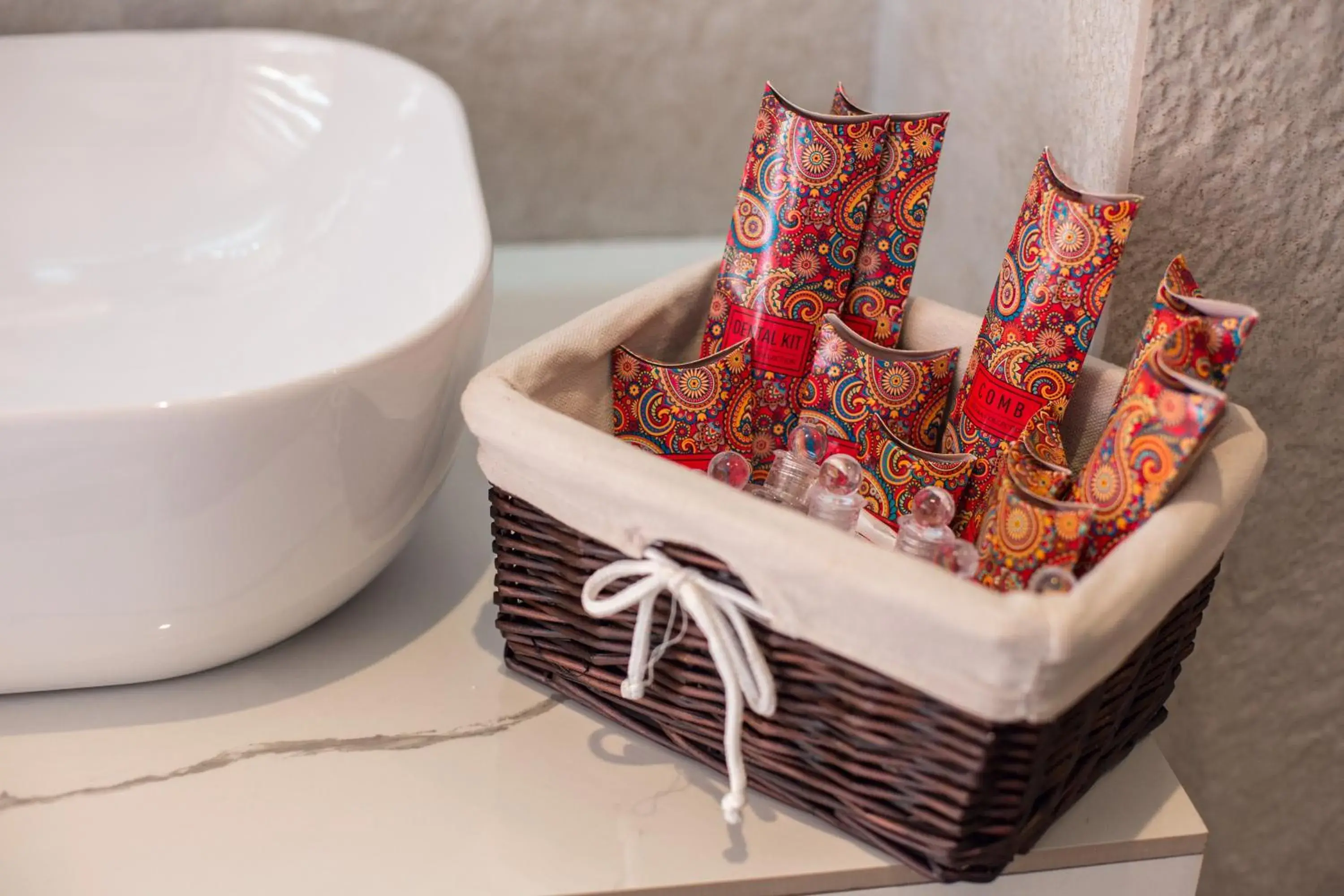 Bathroom in Parkway Inn Hotel & Spa Bathroom in Parkway Inn Hotel & Spa