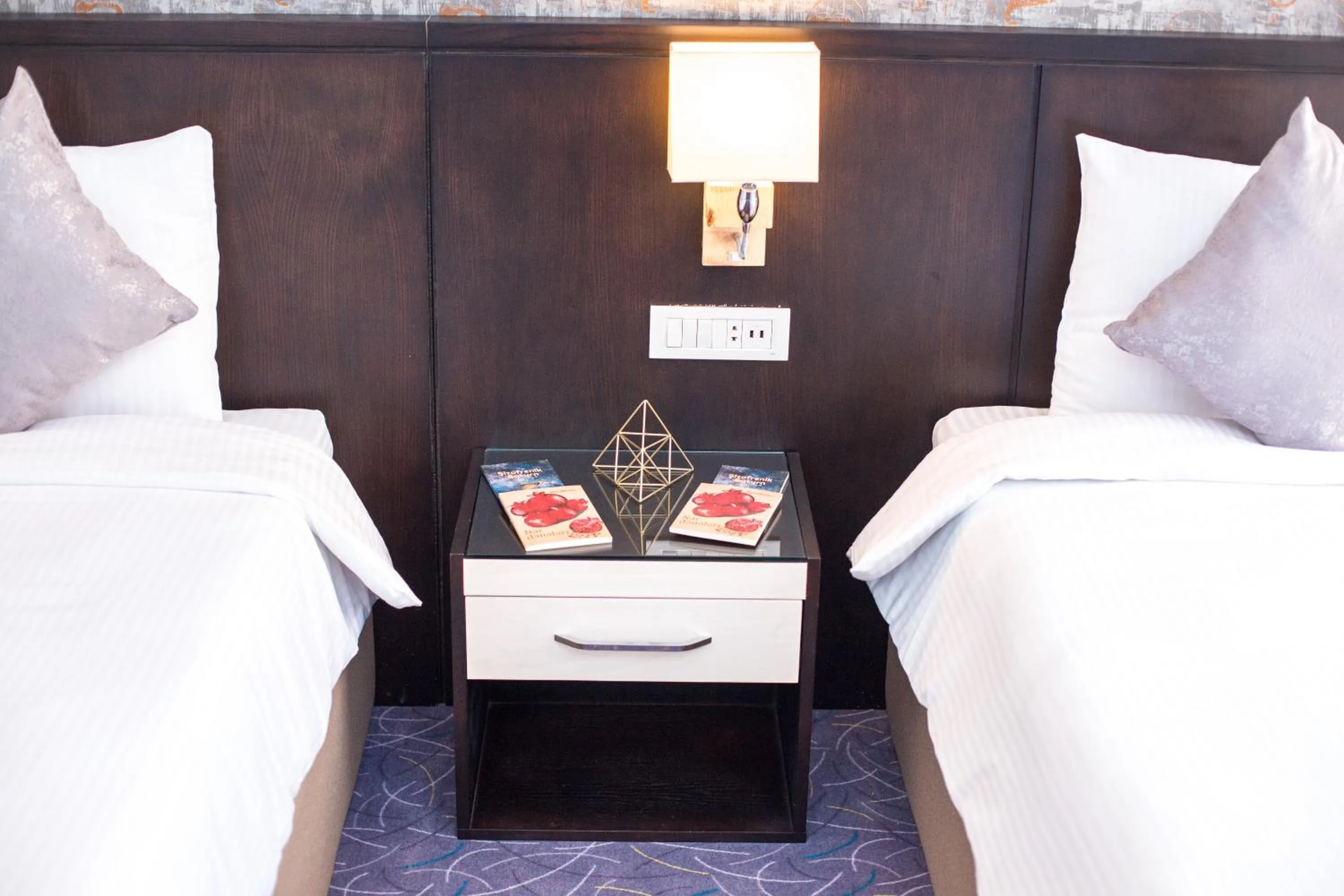 Bedroom, Bed in Parkway Inn Hotel & Spa