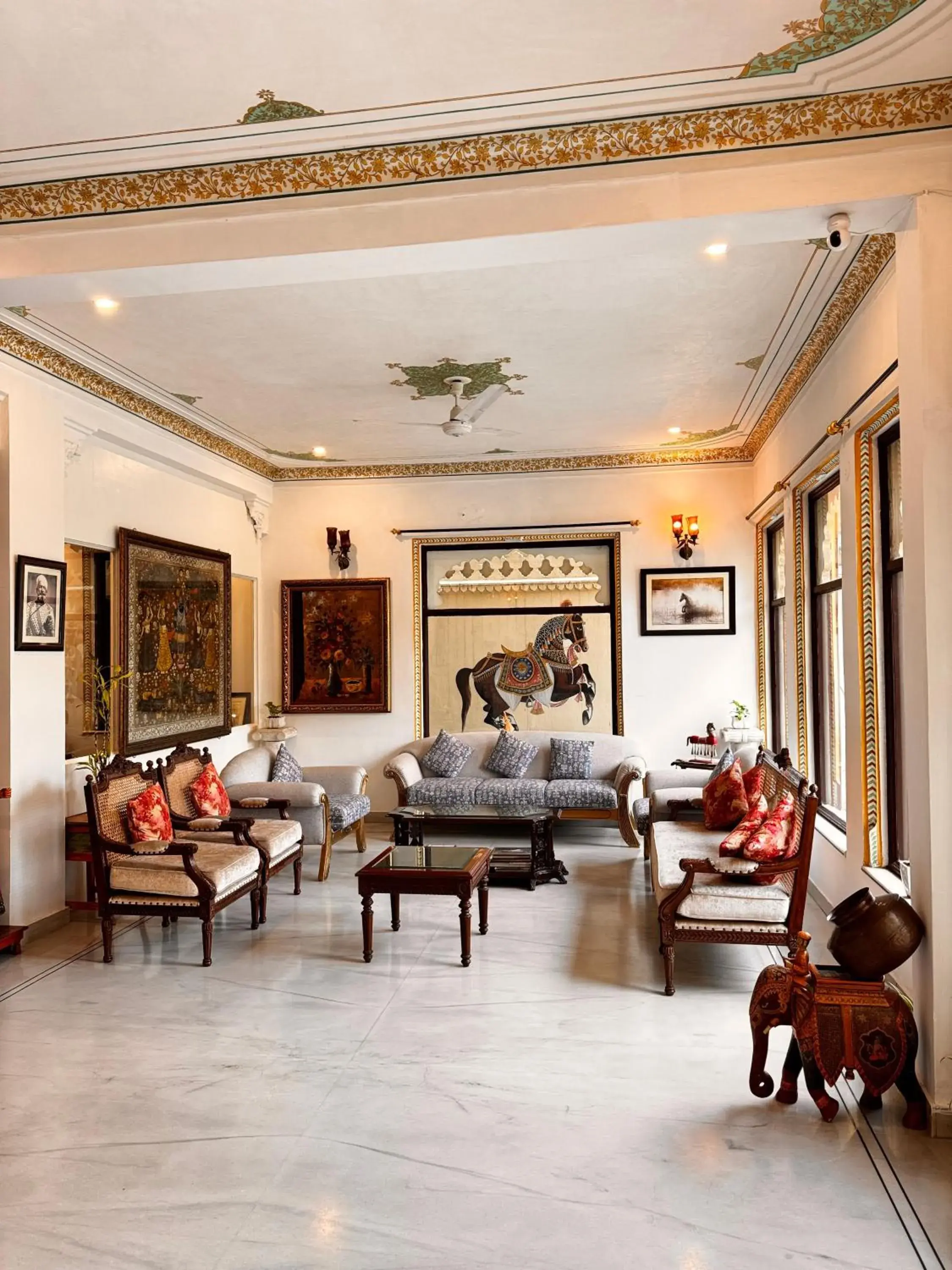 Lobby or reception in Hotel Boheda Palace - 1KM away from Lake Pichola Lobby or reception in Hotel Boheda Palace - 1KM away from Lake Pichola