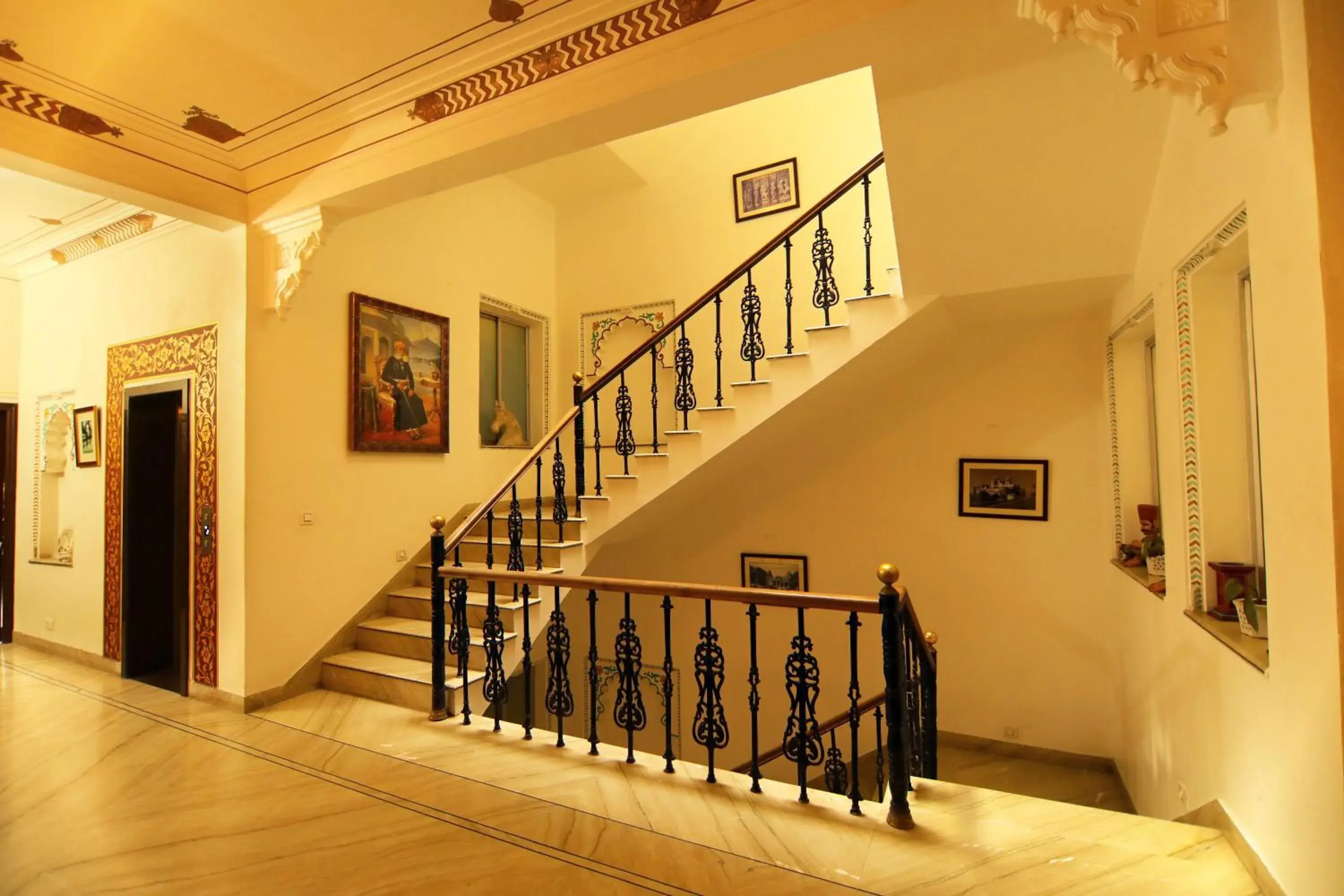 Property building in Hotel Boheda Palace - 1KM away from Lake Pichola Property building in Hotel Boheda Palace - 1KM away from Lake Pichola