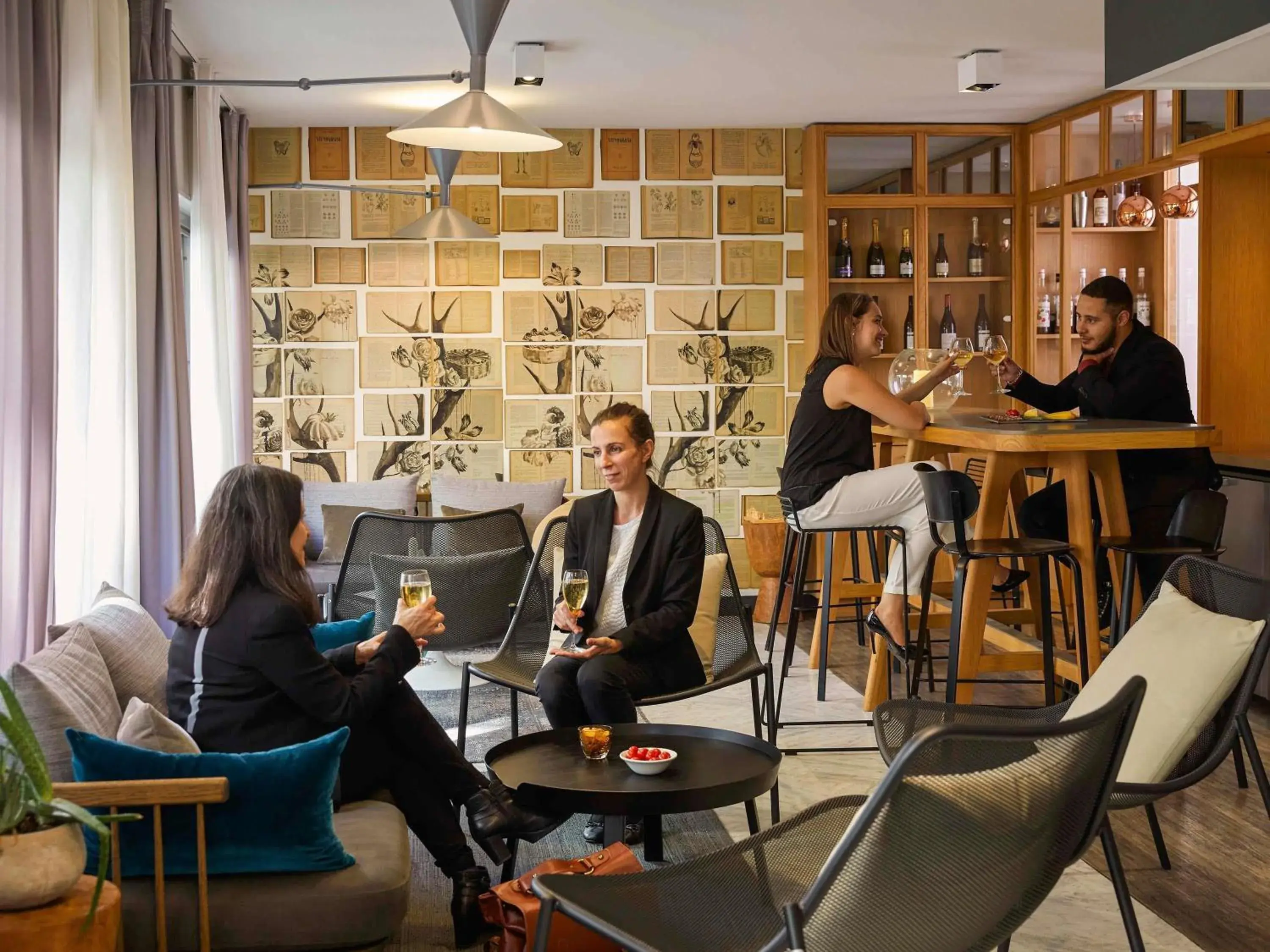 Property building in Mercure Paris Bastille Saint Antoine Property building in Mercure Paris Bastille Saint Antoine