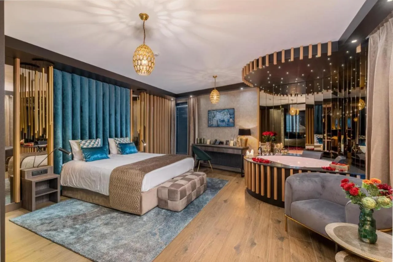 Bed in Art Suites Boutique Hotel - Krakow Center