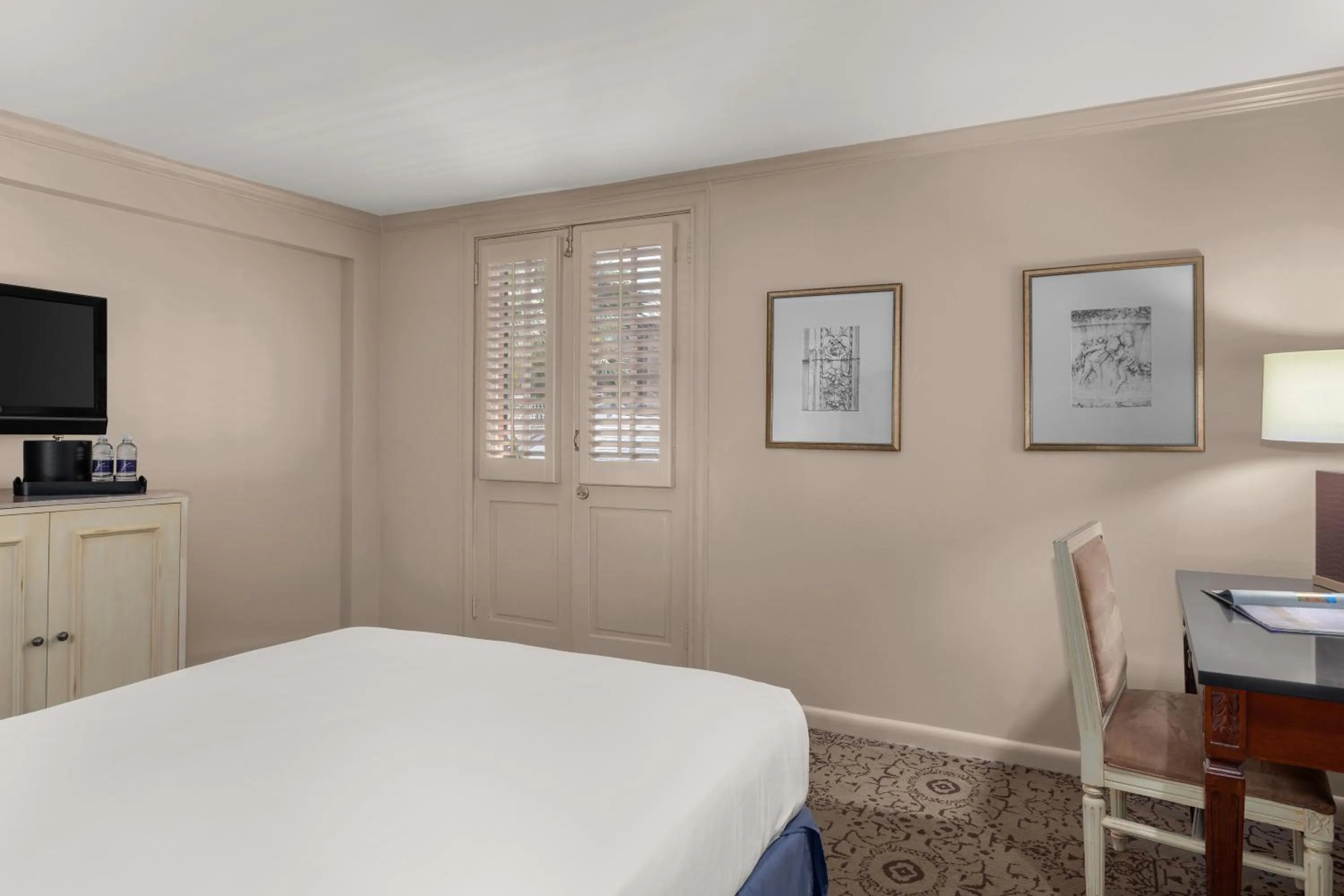 Bed in Dauphine Orleans Hotel