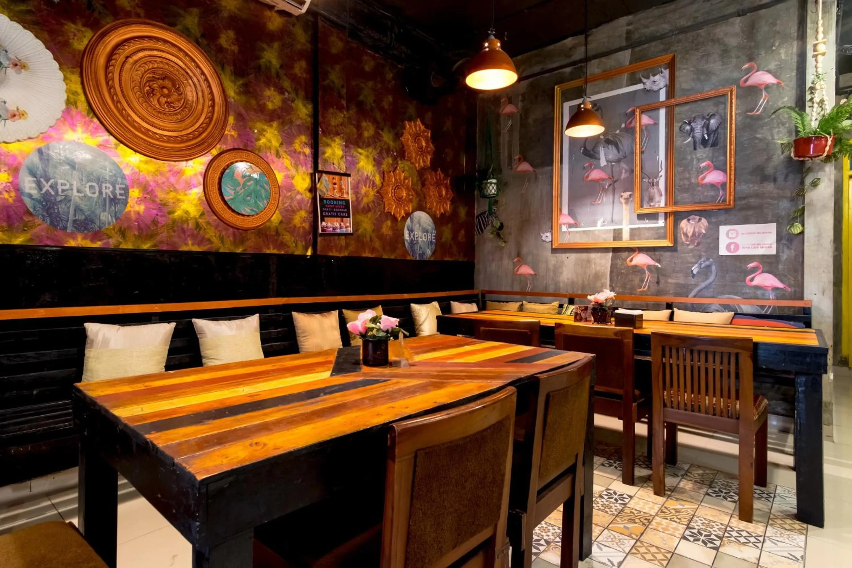 Restaurant/places to eat in OYO 2410 Intan Hotel