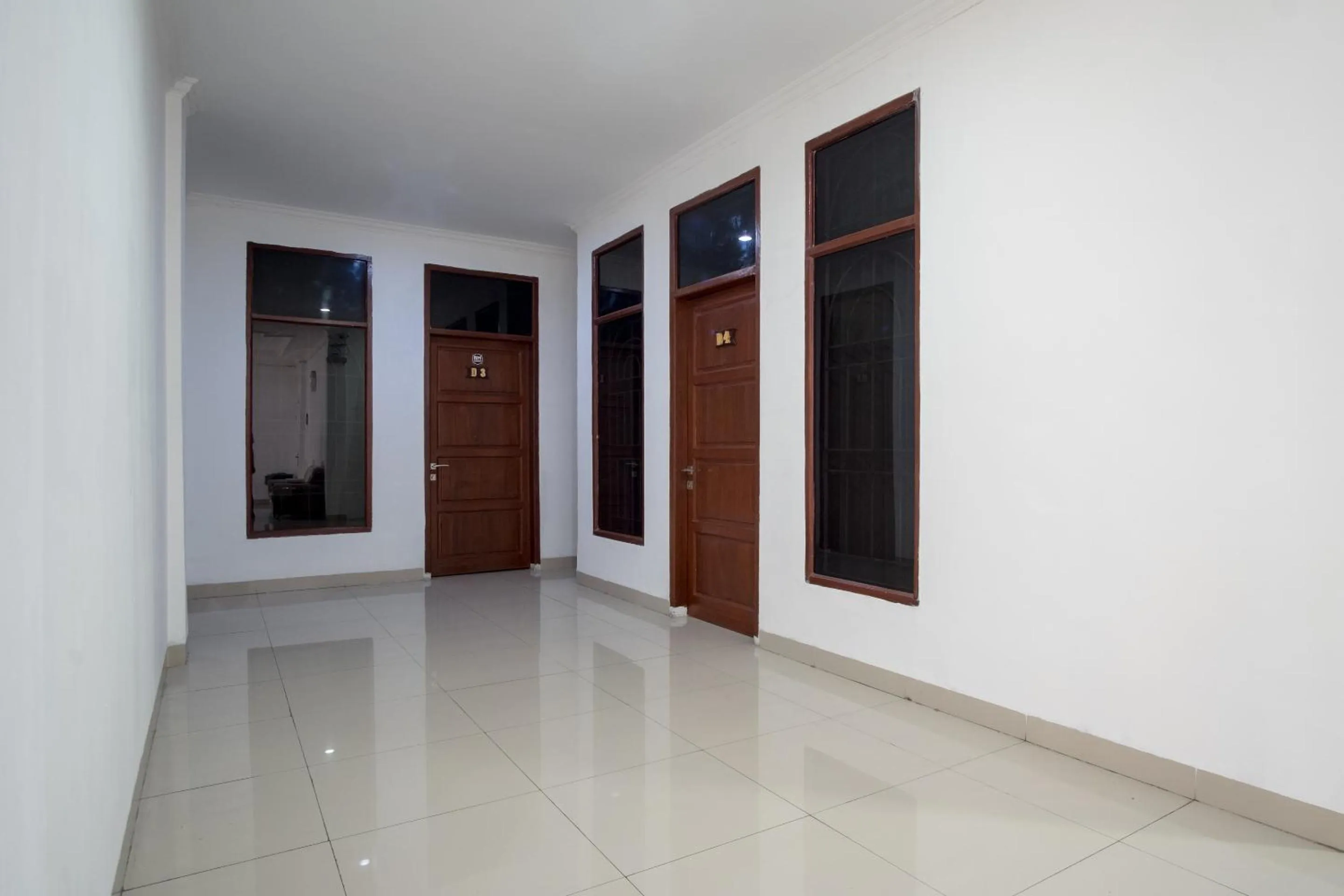 Lobby or reception in OYO 2410 Intan Hotel