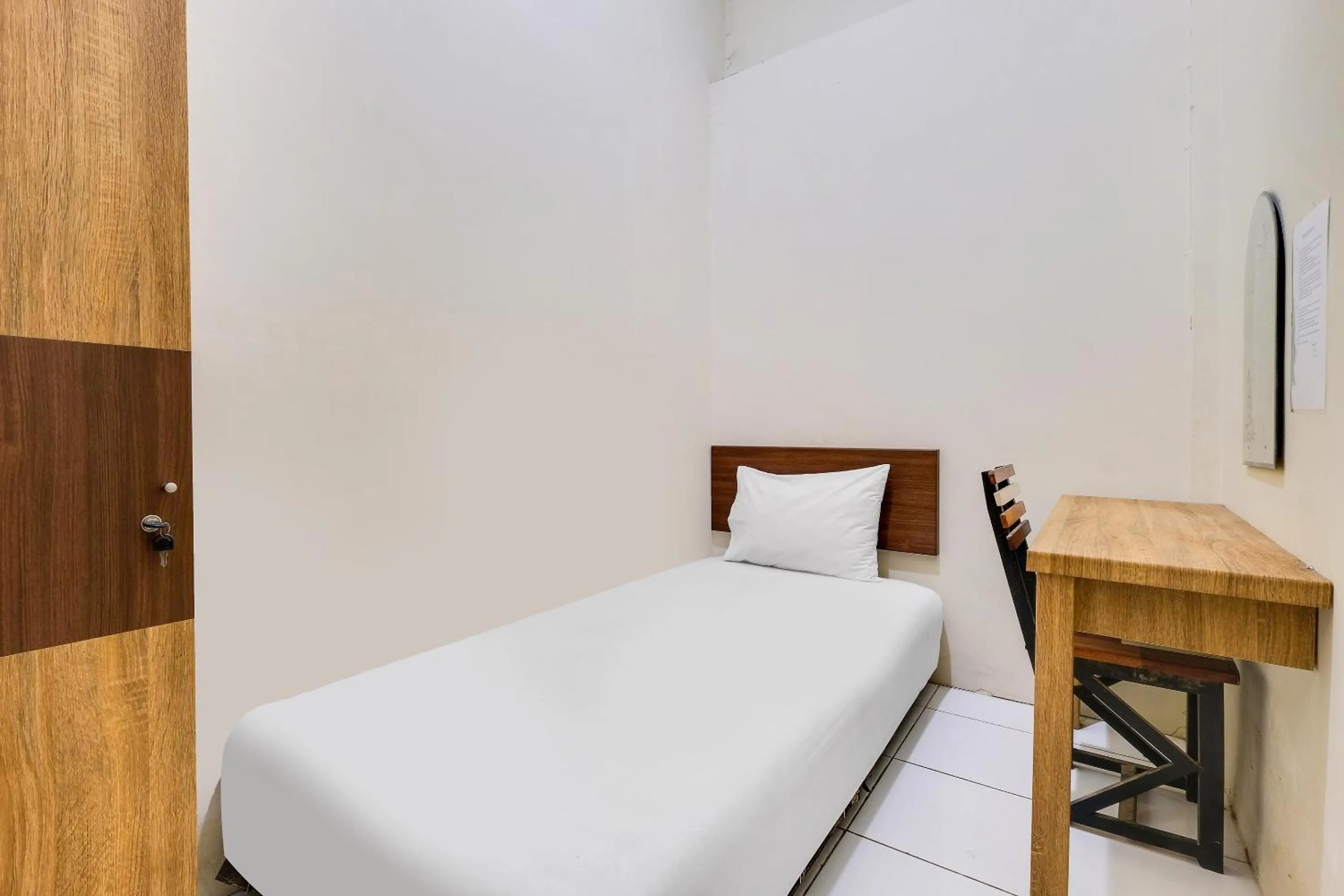 Bedroom in Hotel O Camel Residence