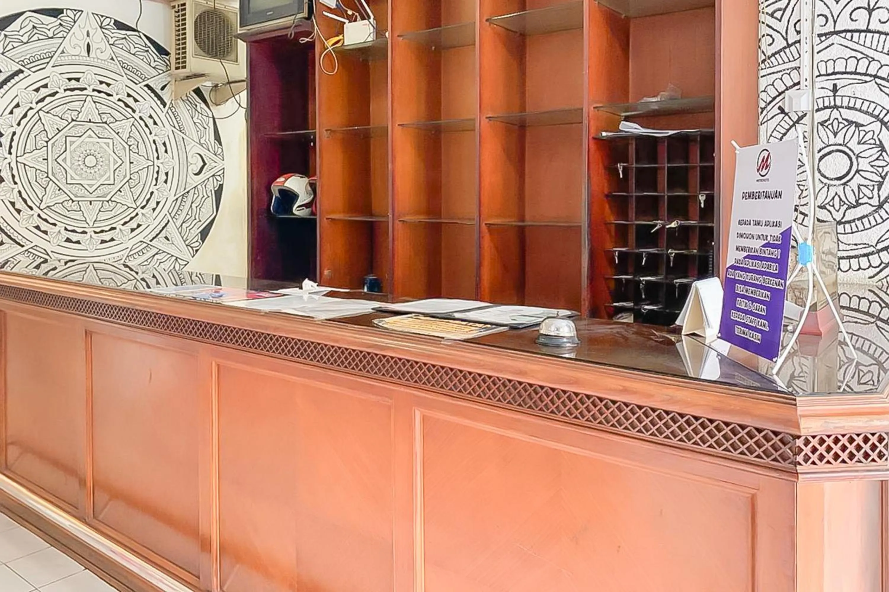 Lobby or reception in RedDoorz near Metro Bandung