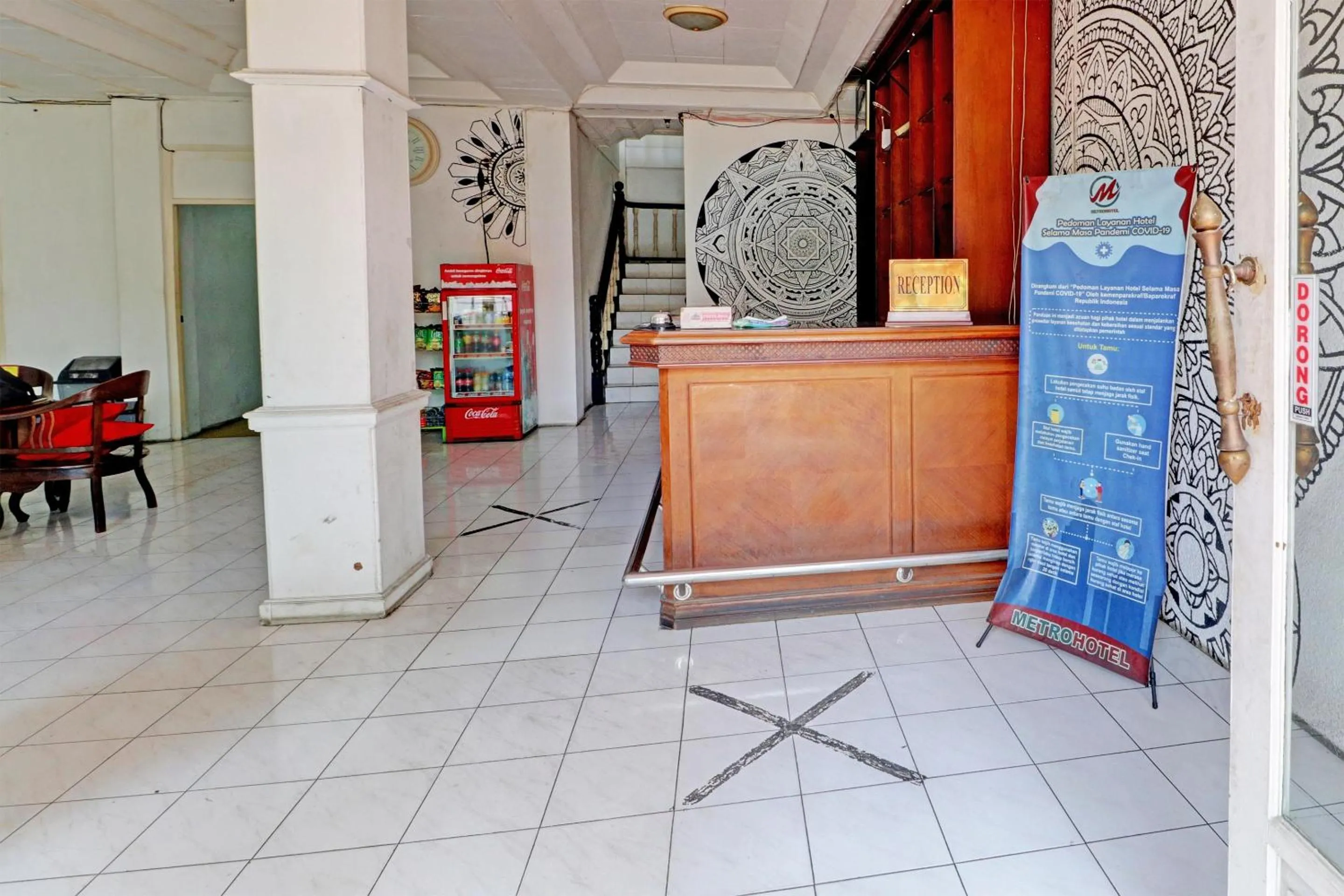 Lobby or reception in OYO 2452 Hotel Metro