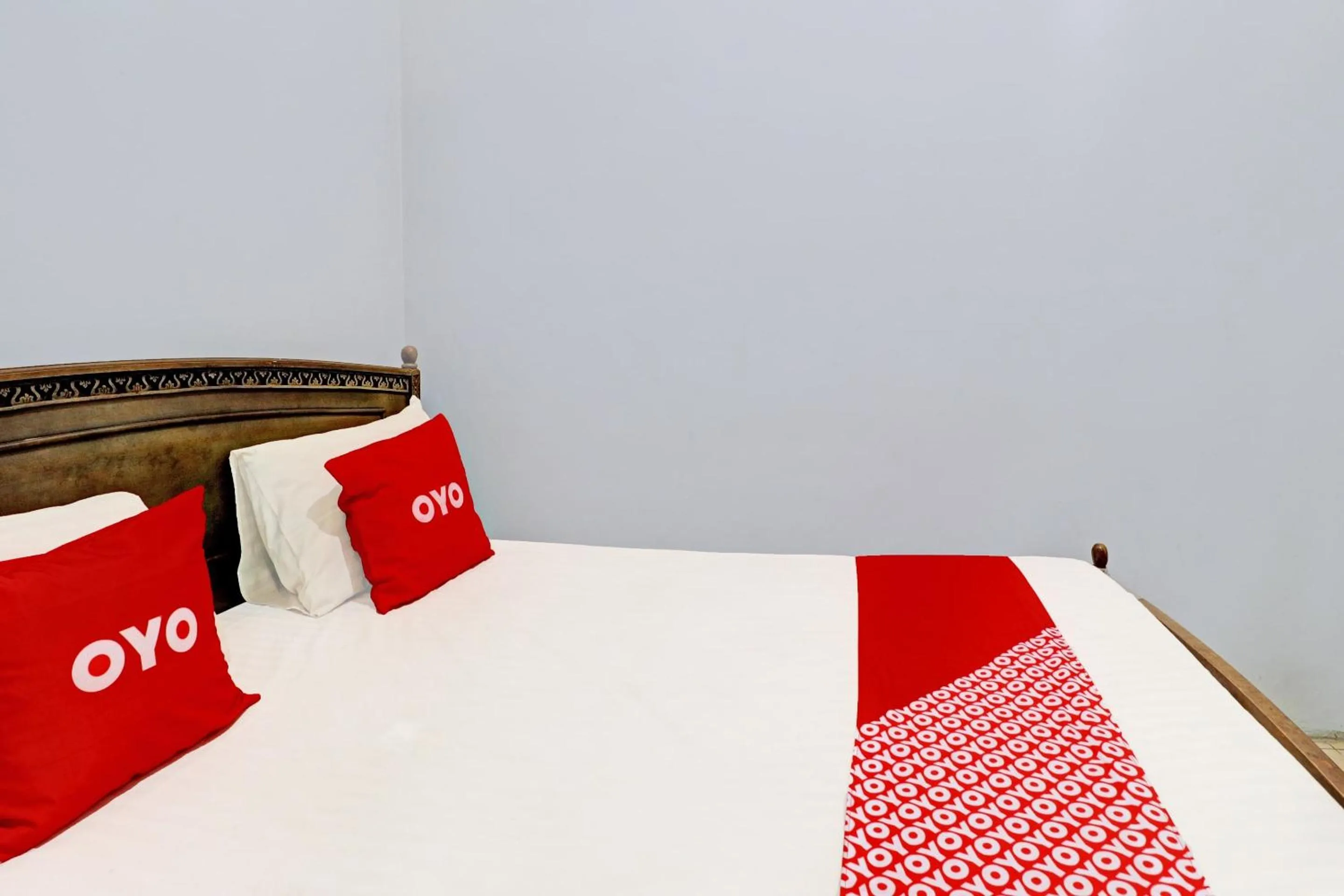 Bedroom, Bed in OYO 2452 Hotel Metro