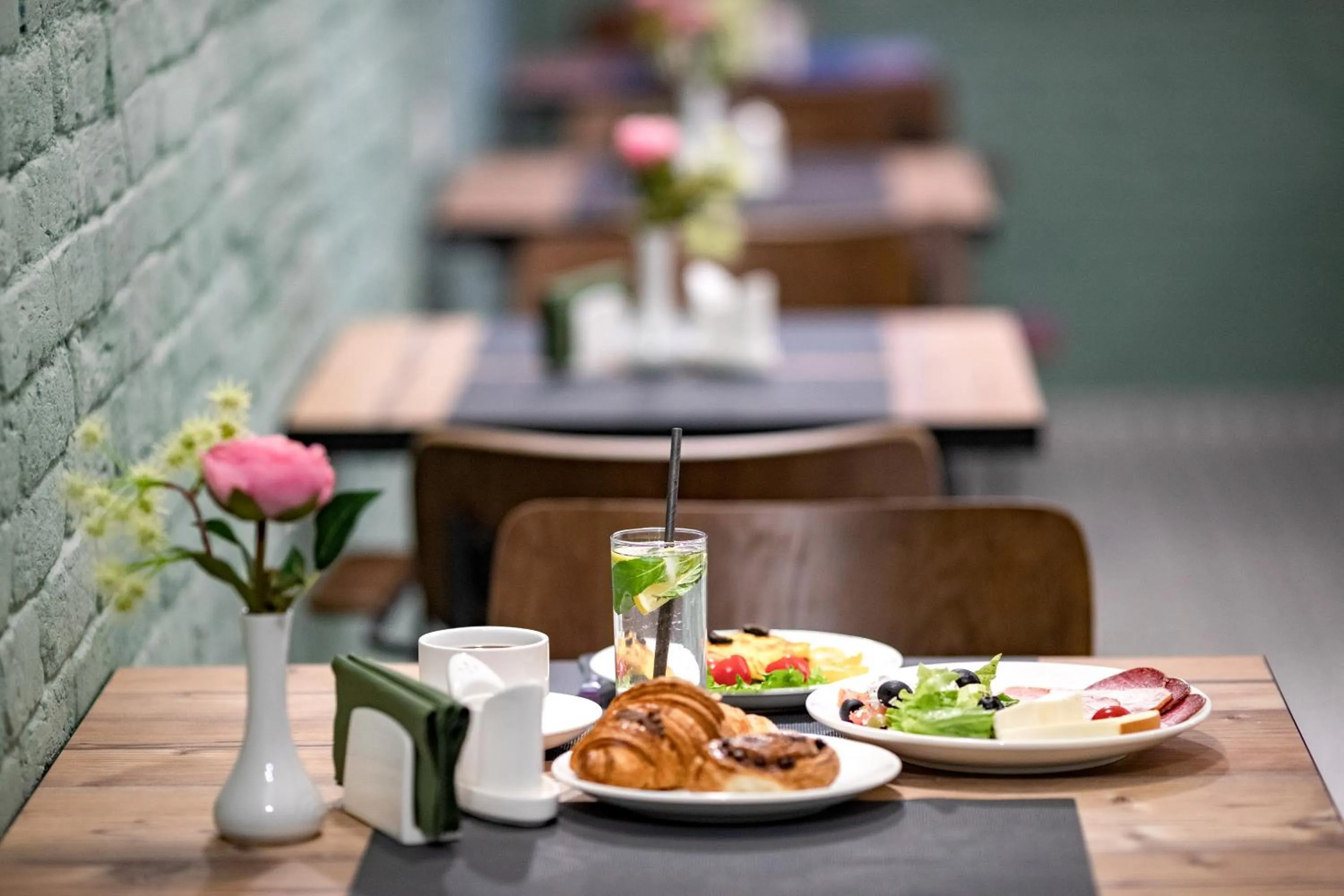 Food in Vera Hills Boutique Hotel