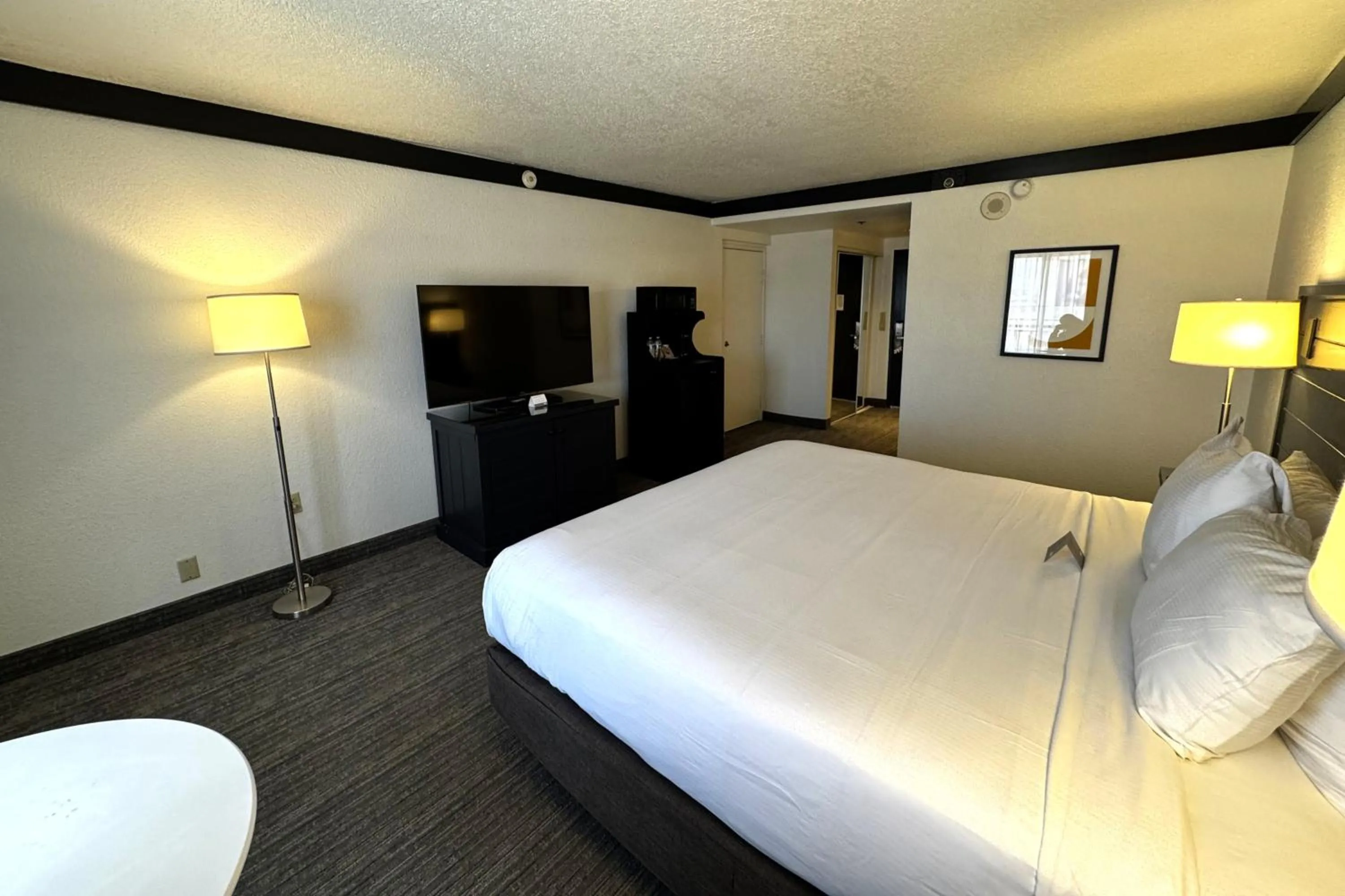 Bedroom, Bed in OYO Hotel and Casino Las Vegas