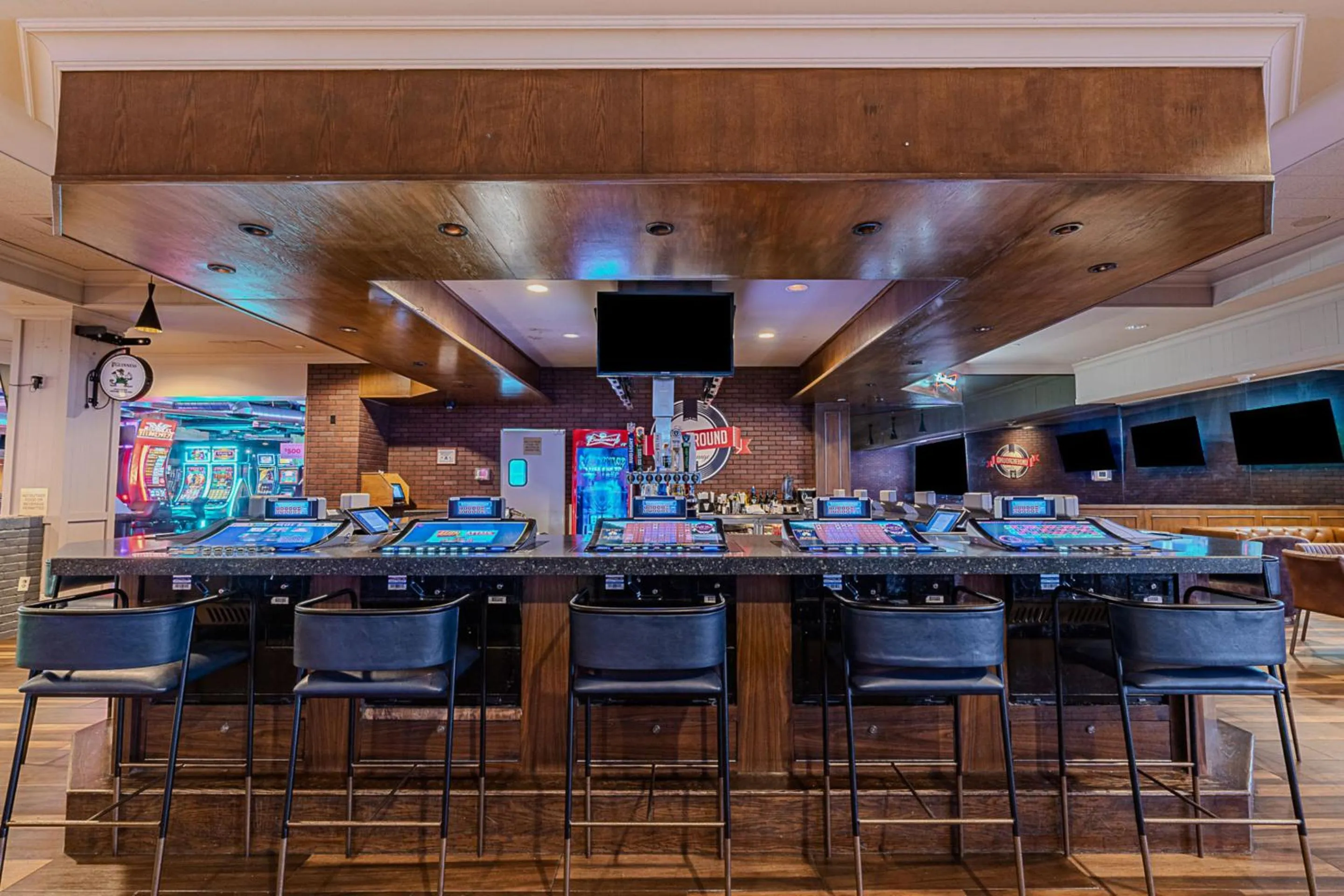 Restaurant/places to eat in OYO Hotel and Casino Las Vegas