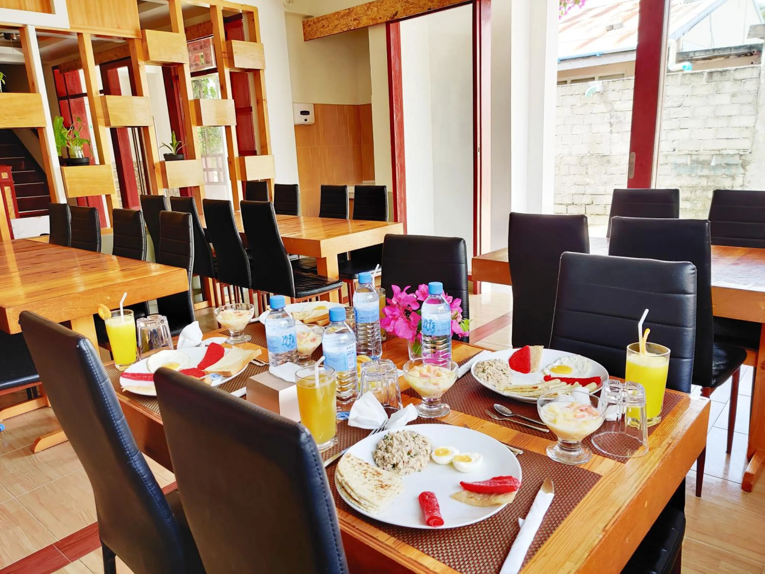 Restaurant/places to eat in Athens View