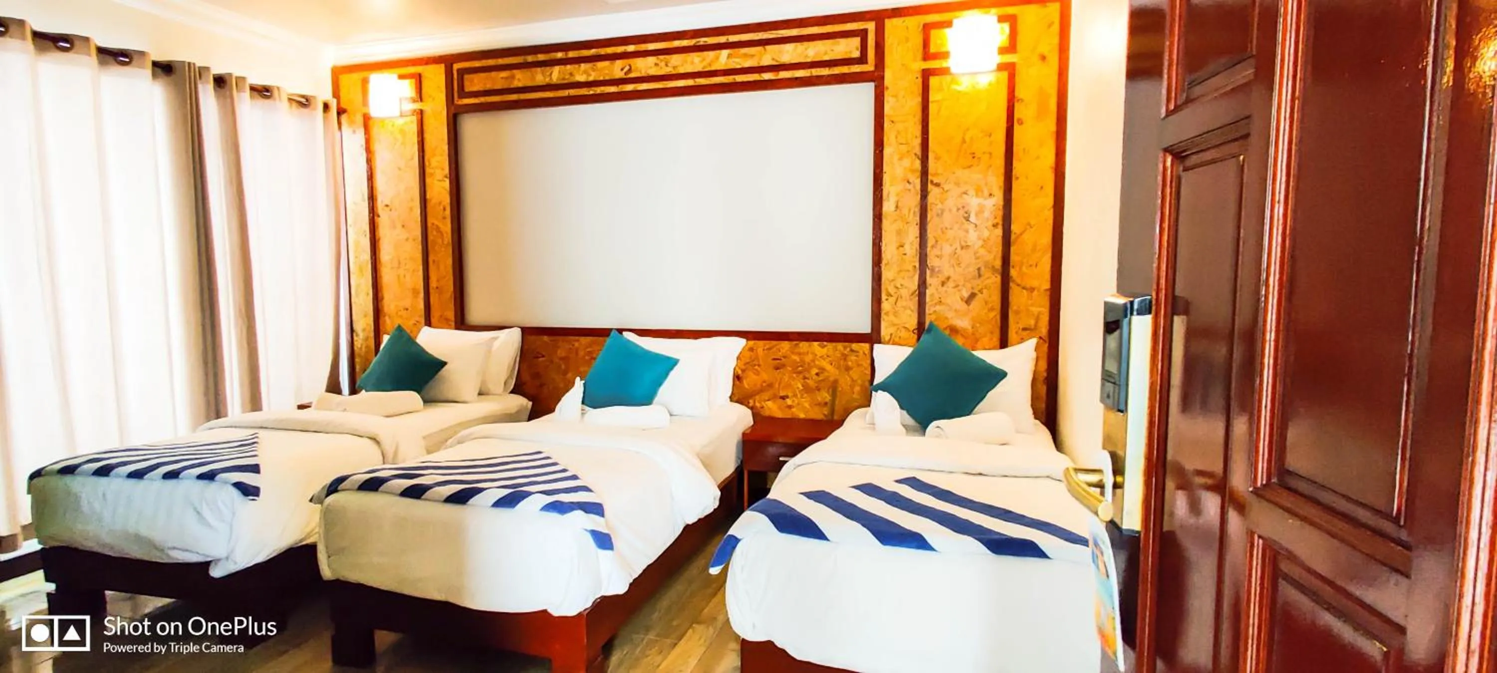 Bedroom, Bed in Athens View