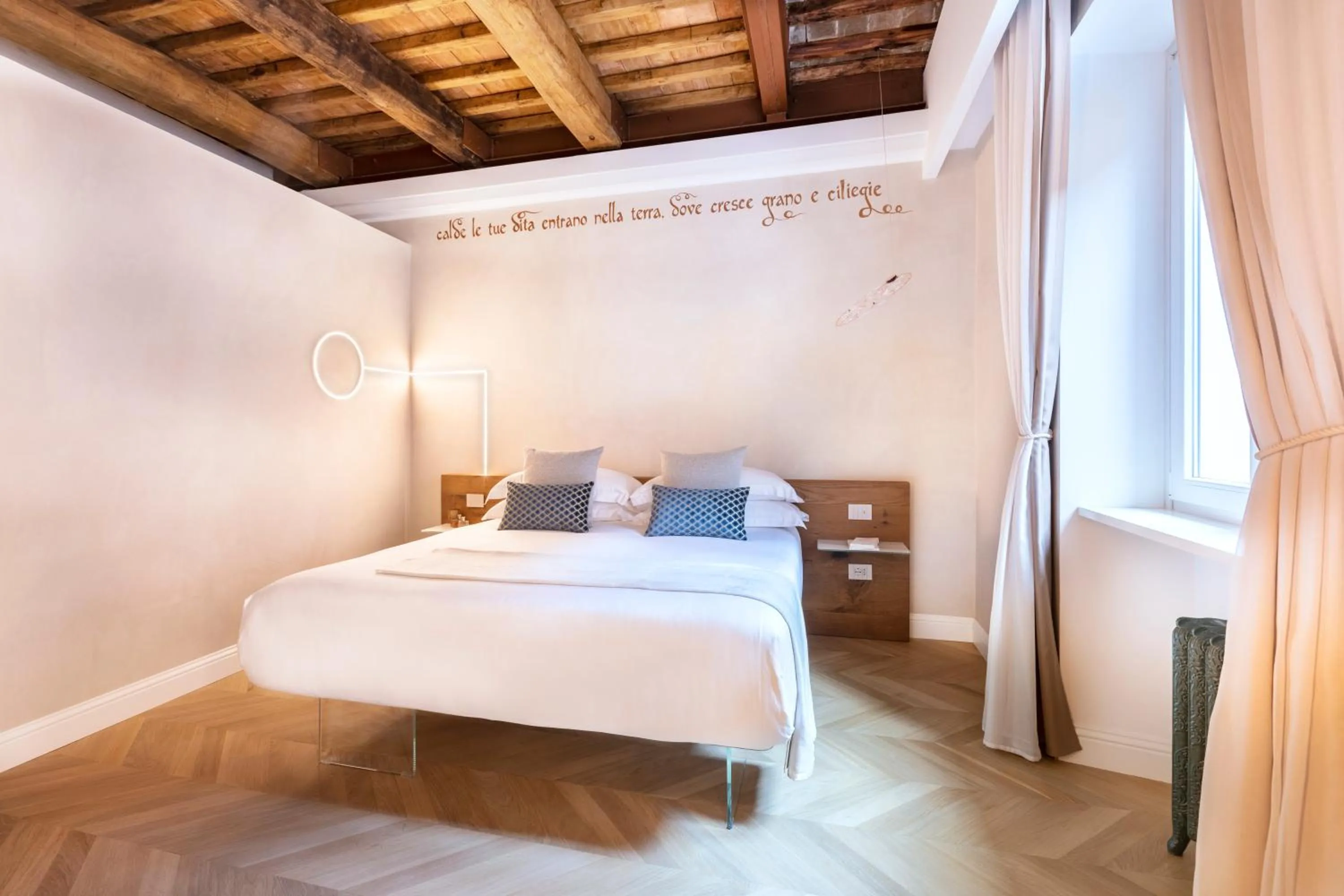 Photo of the whole room, Bed in Poēsis Experience Hotel