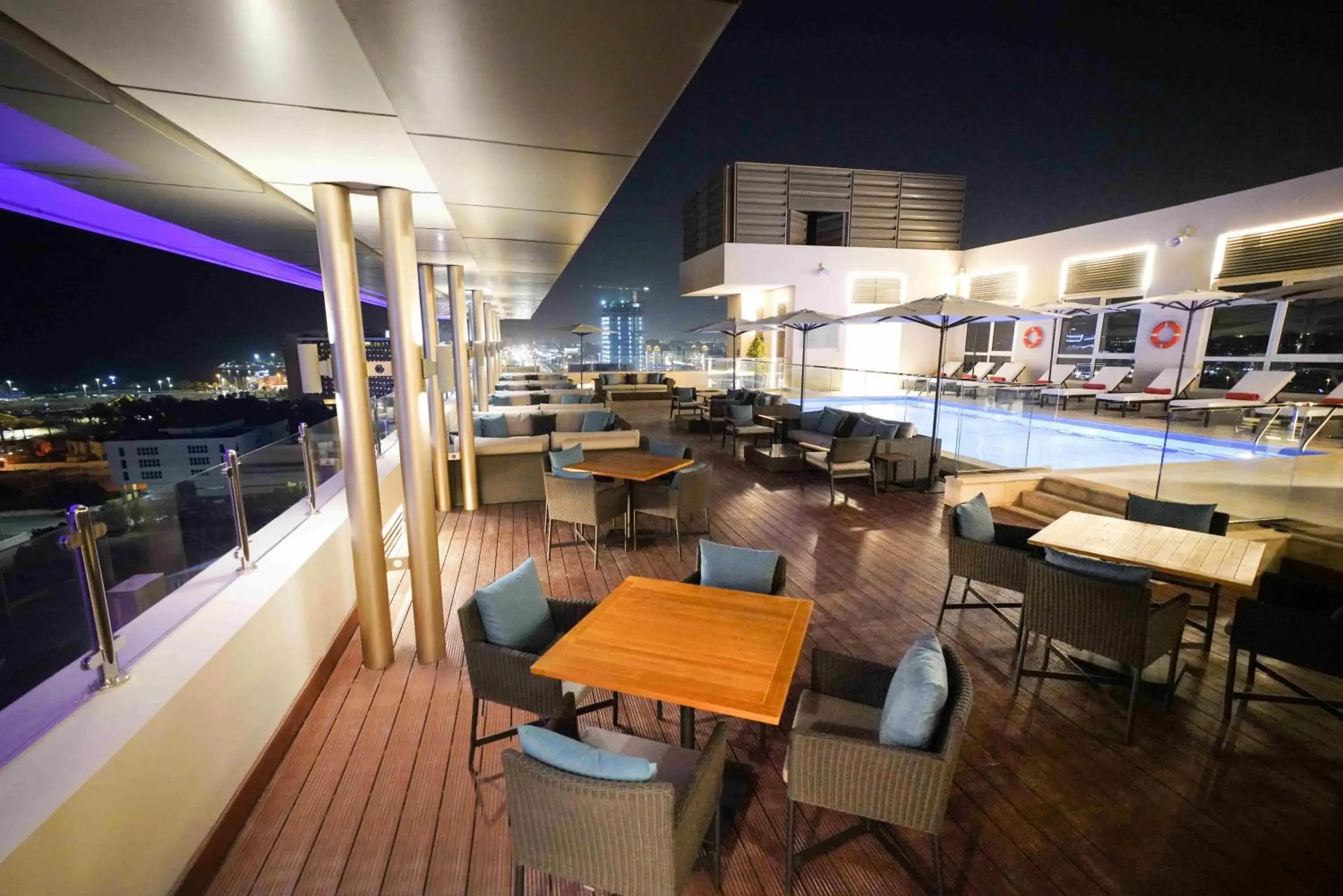 Restaurant/places to eat in Centro Corniche Al Khobar by Rotana Restaurant/places to eat in Centro Corniche Al Khobar by Rotana