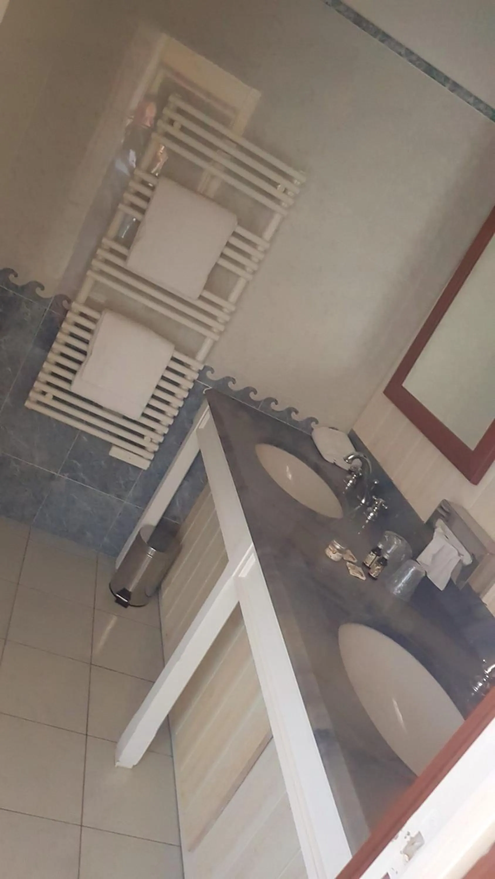 Bathroom in Manoir Du Cunningham