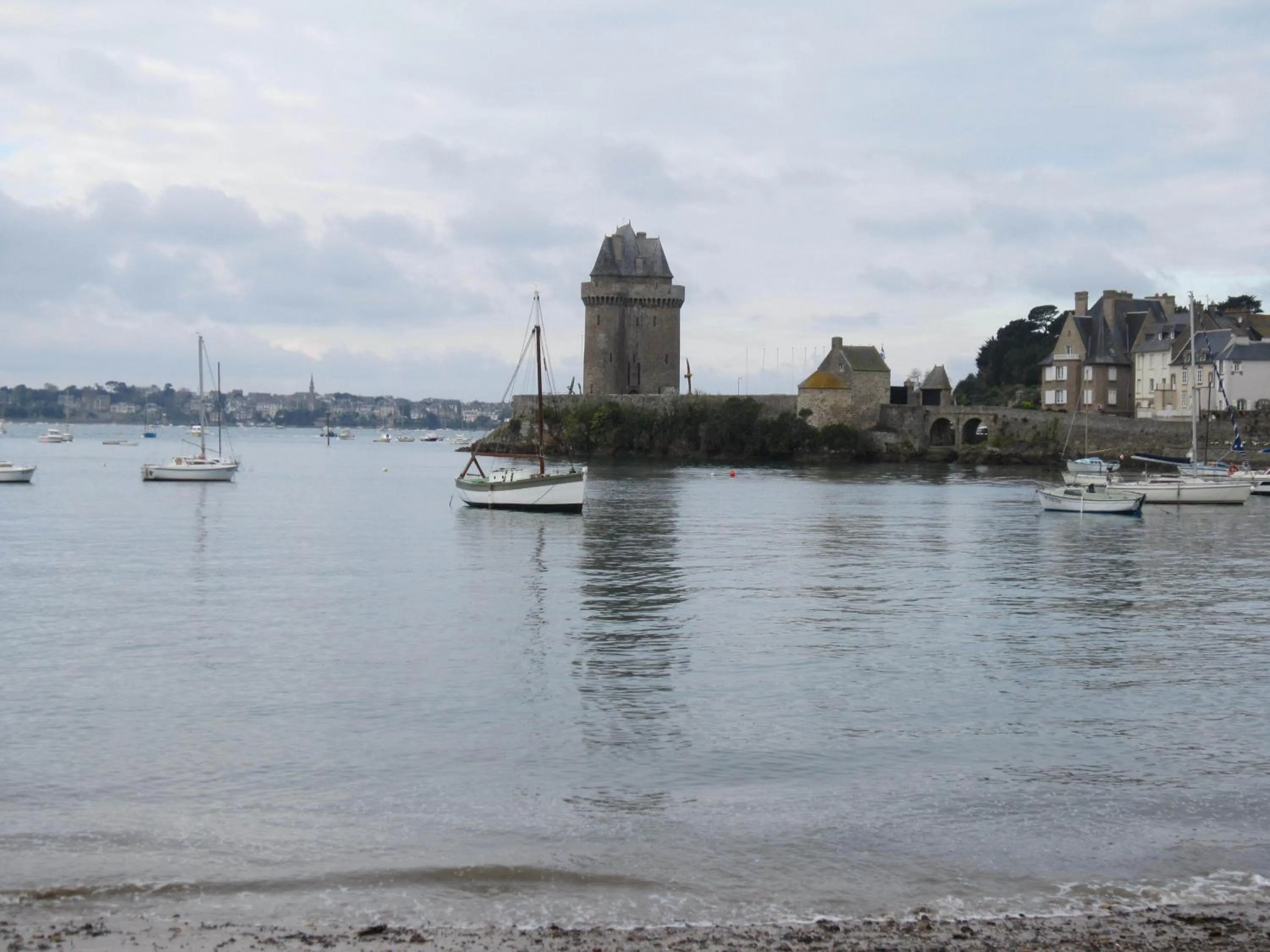 Area and facilities in Manoir Du Cunningham