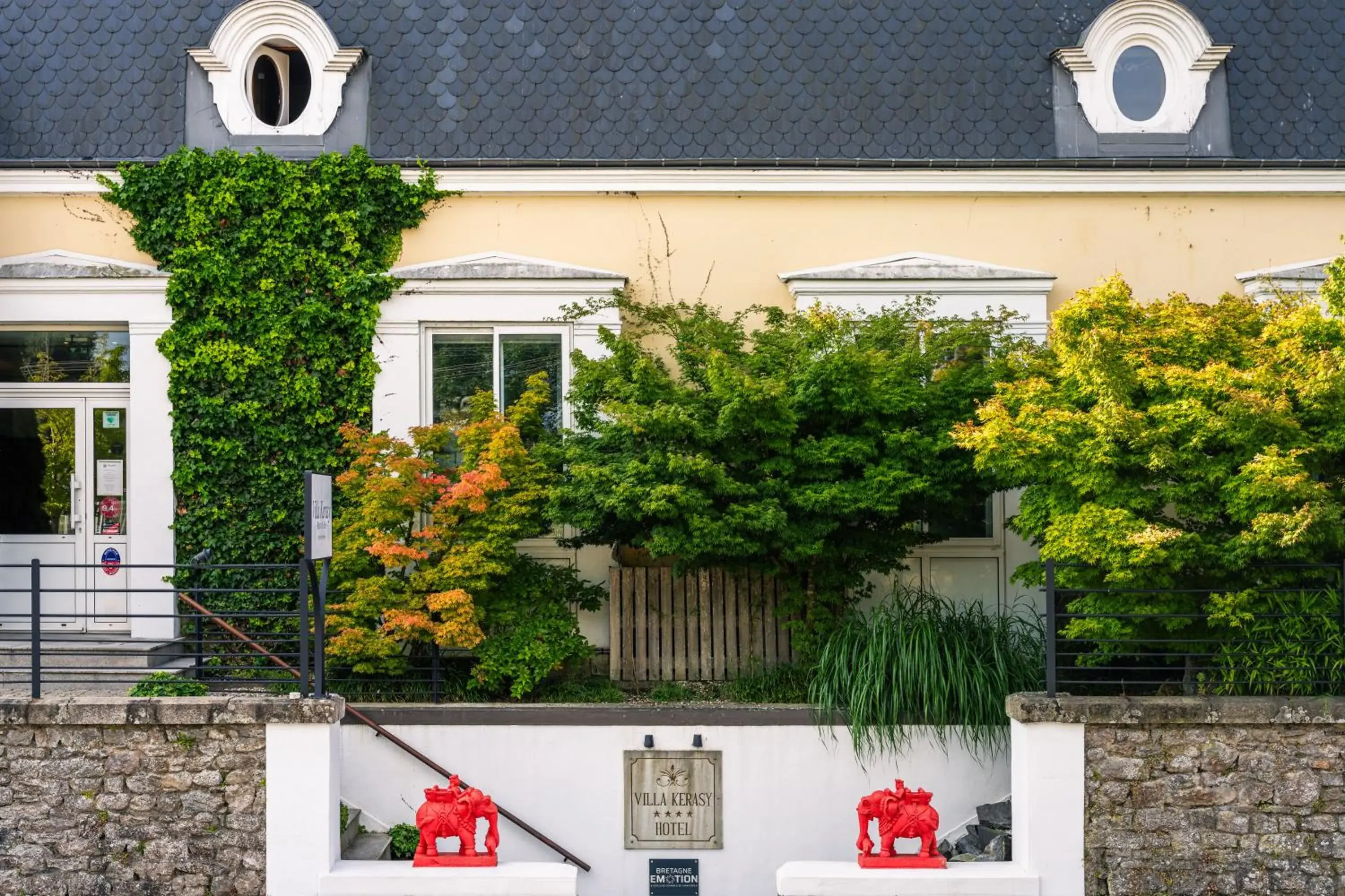 Property building in Villa Kerasy Hotel Spa Property building in Villa Kerasy Hotel Spa