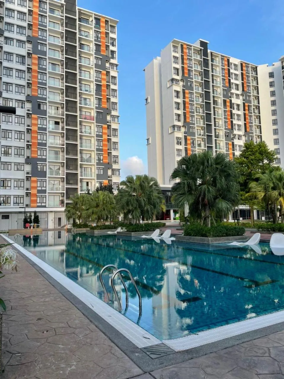 Swimming pool in Timurbay Seafront Residence & Suites