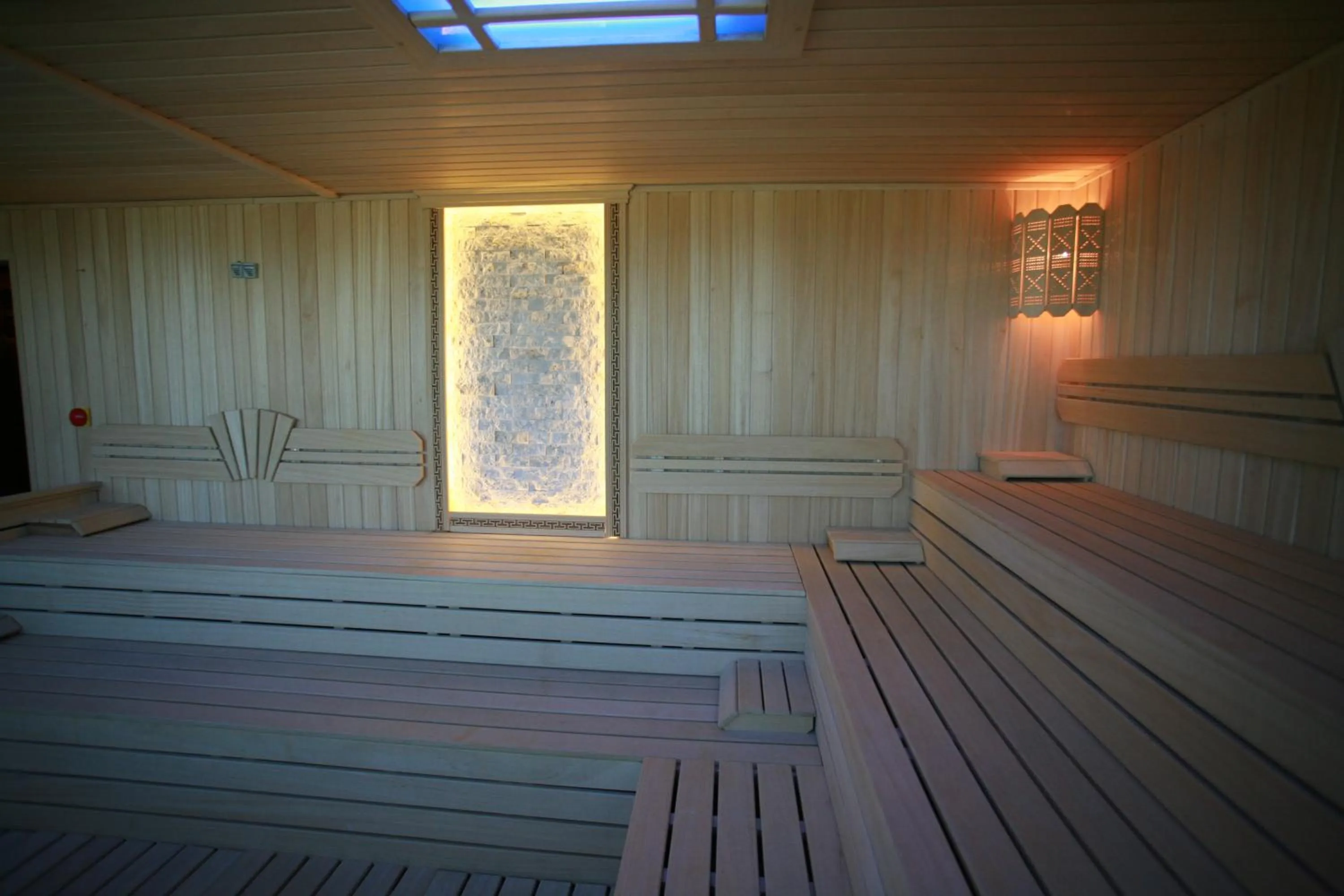 Sauna in Nevali Hotel & Convention Center