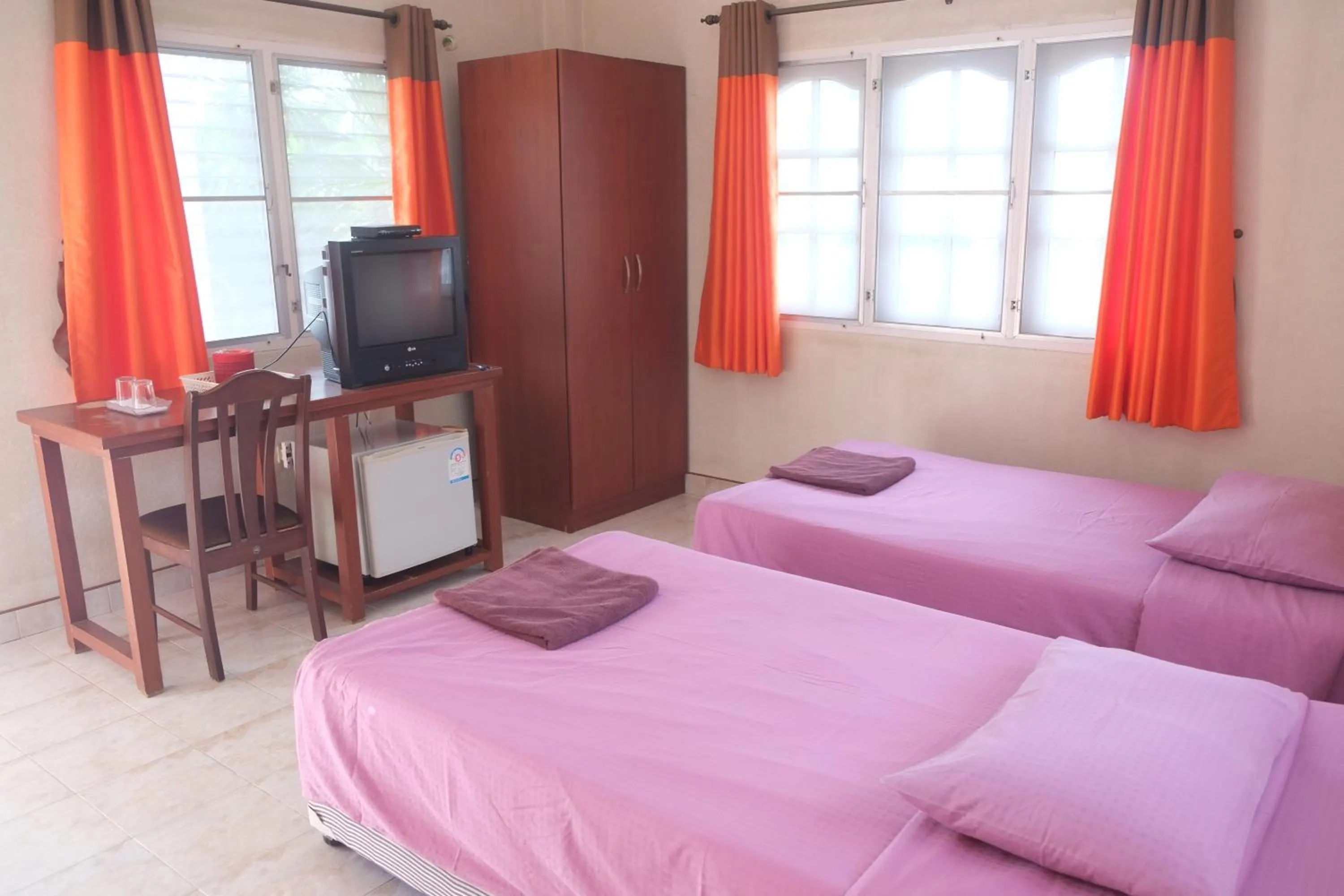 Bed in Baan Chom Chan Resort