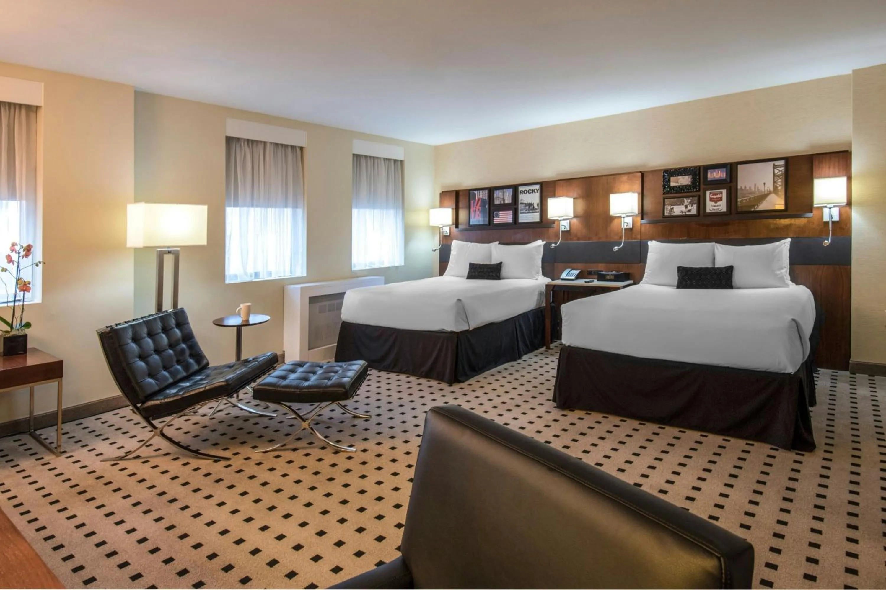 Photo of the whole room, Bed in The Warwick Hotel Rittenhouse Square Philadelphia