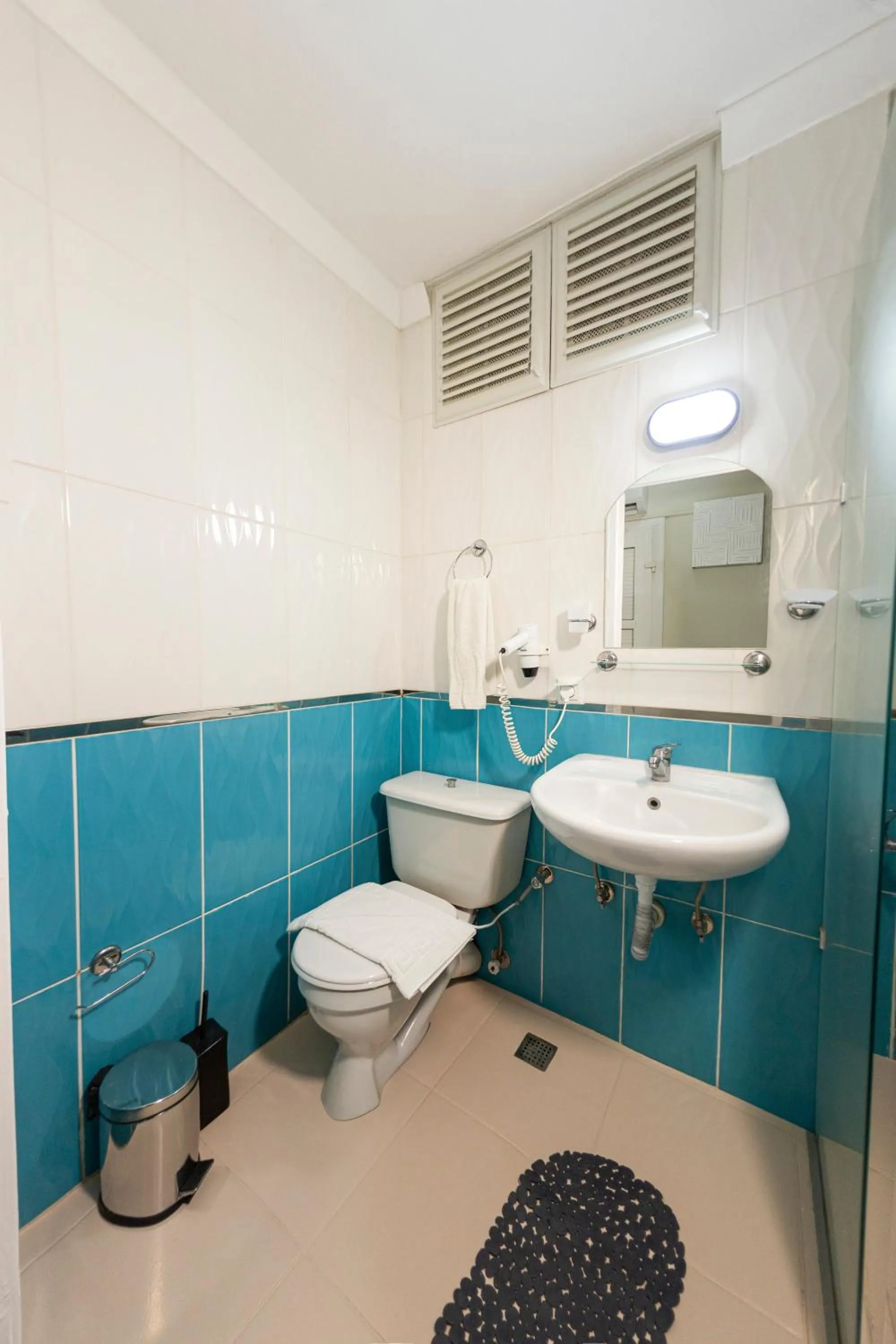 Shower in Afytos Akcay Tatil Koyu