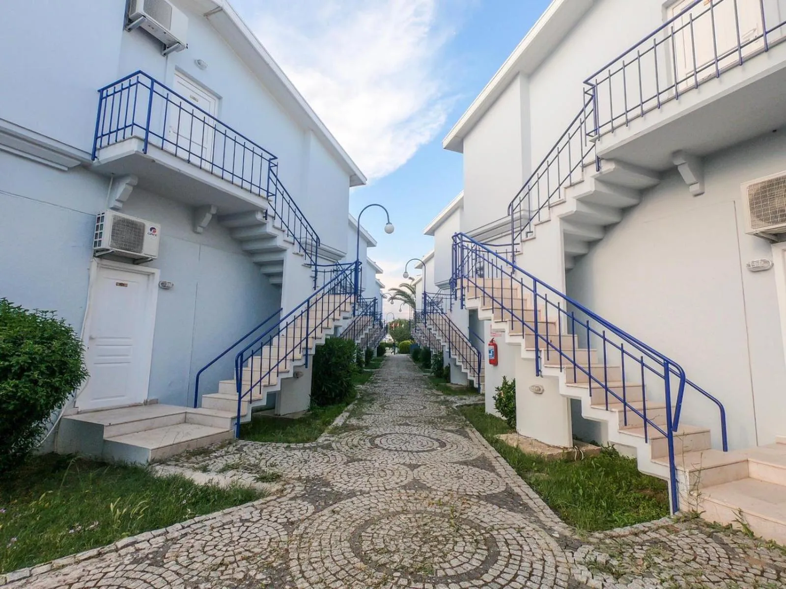 Property building in Afytos Akcay Tatil Koyu