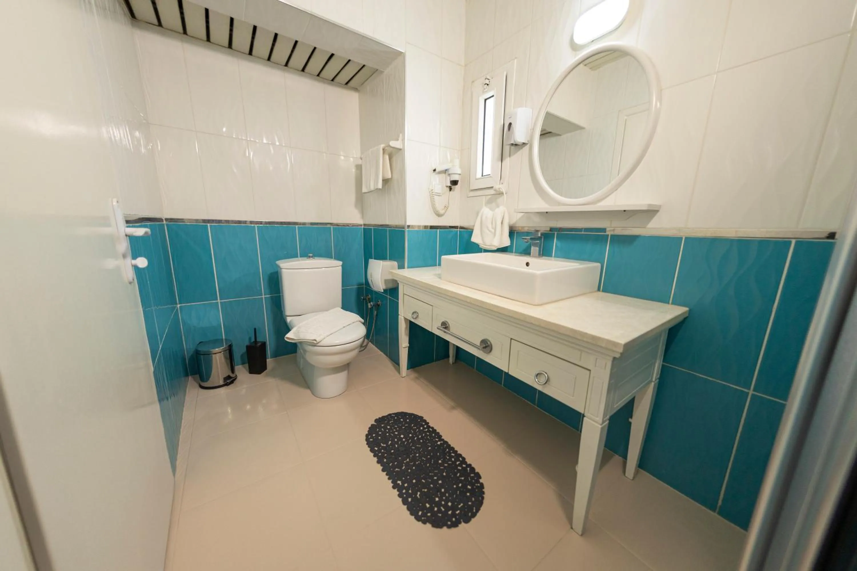 Toilet in Afytos Akcay Tatil Koyu