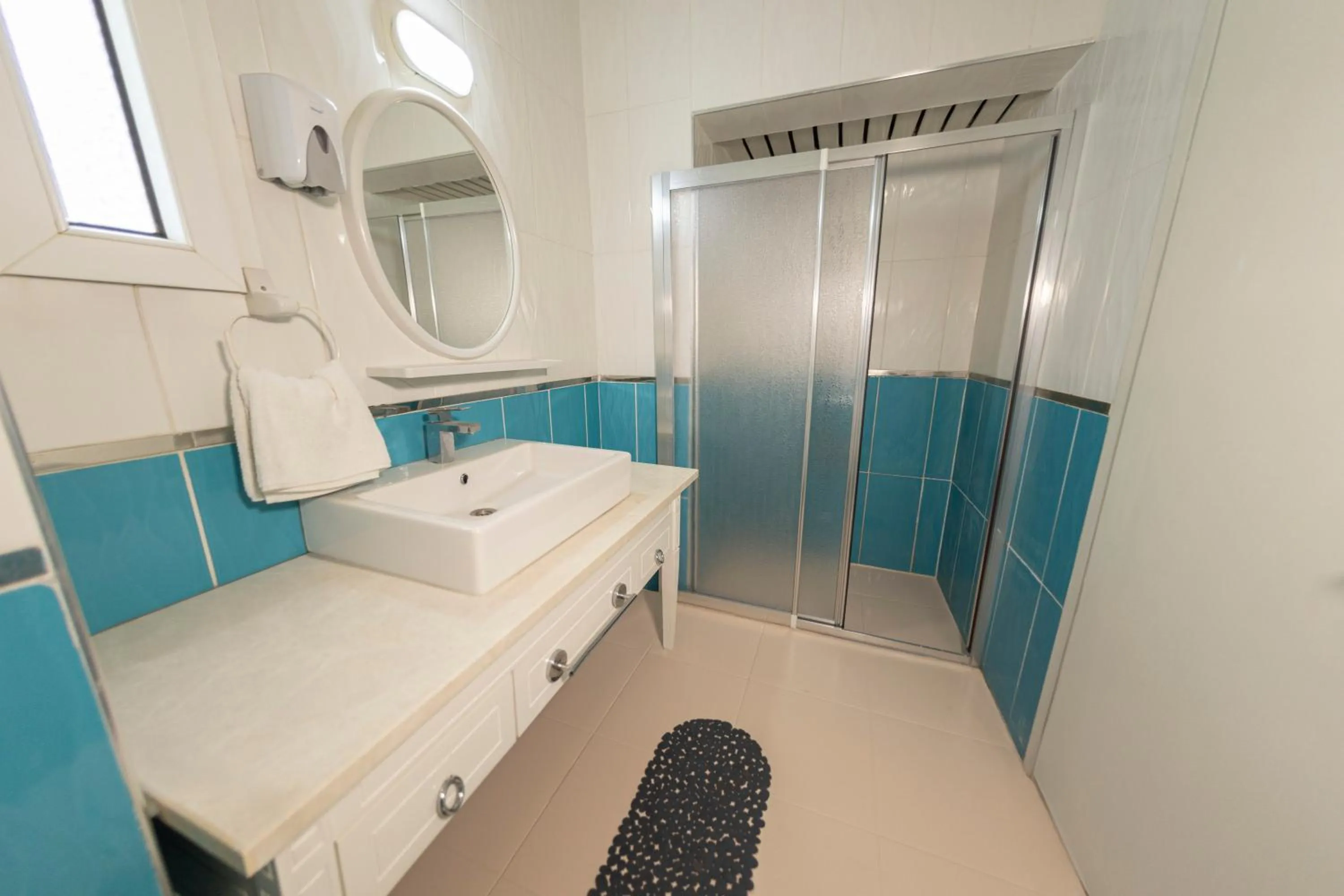 Bathroom in Afytos Akcay Tatil Koyu